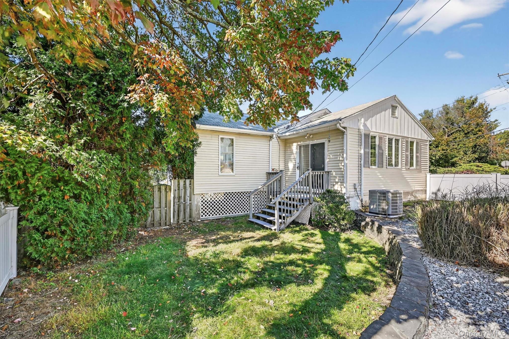 23 Maplewood Boulevard