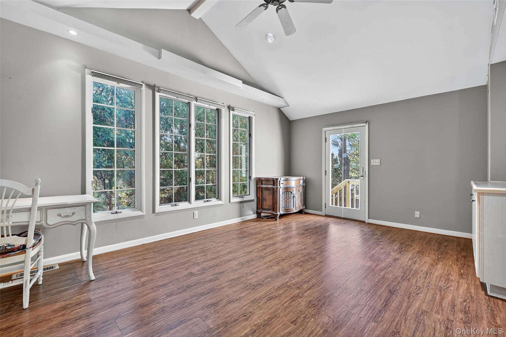 23 Maplewood Boulevard