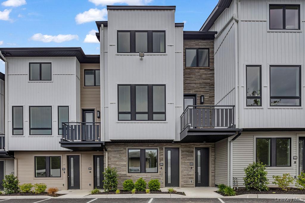 17 Union Road Unit: 111