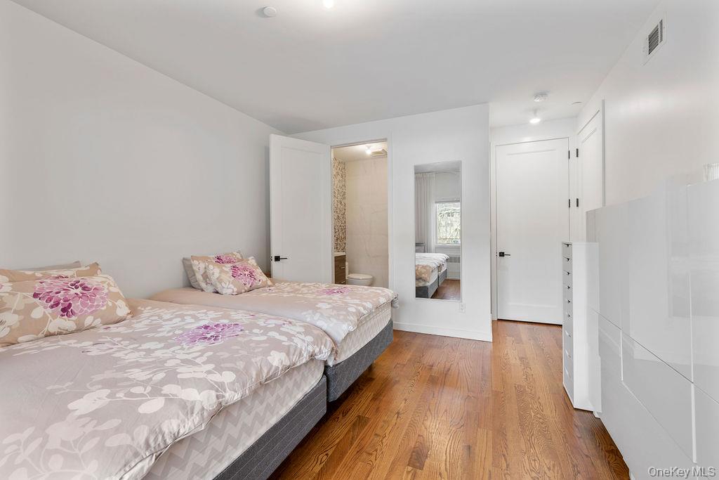 14 Calvert Drive Unit: 102