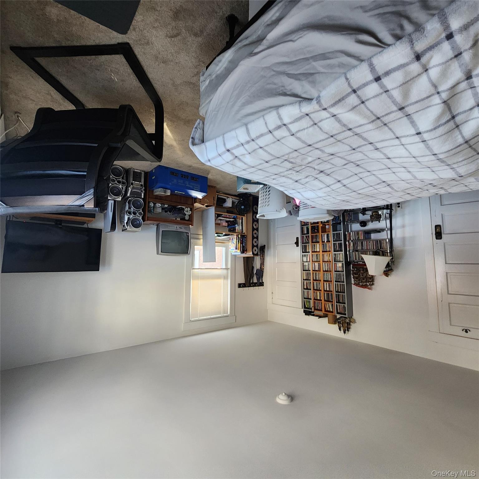 24 Prairie Avenue Unit: B