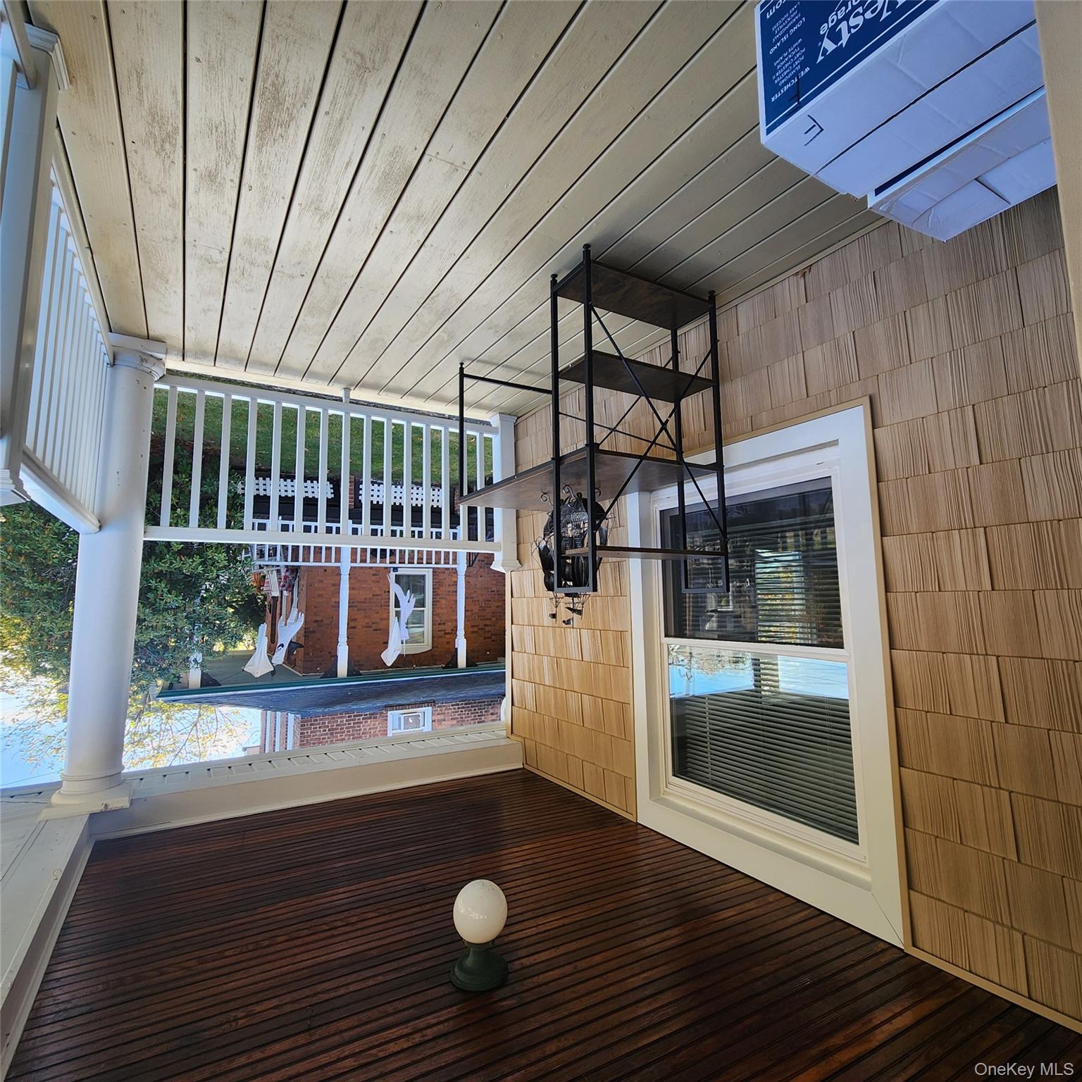 24 Prairie Avenue Unit: B