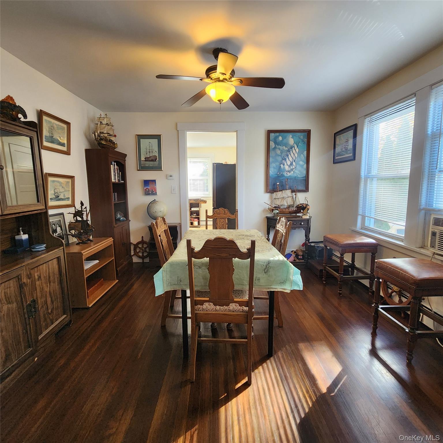 24 Prairie Avenue Unit: B