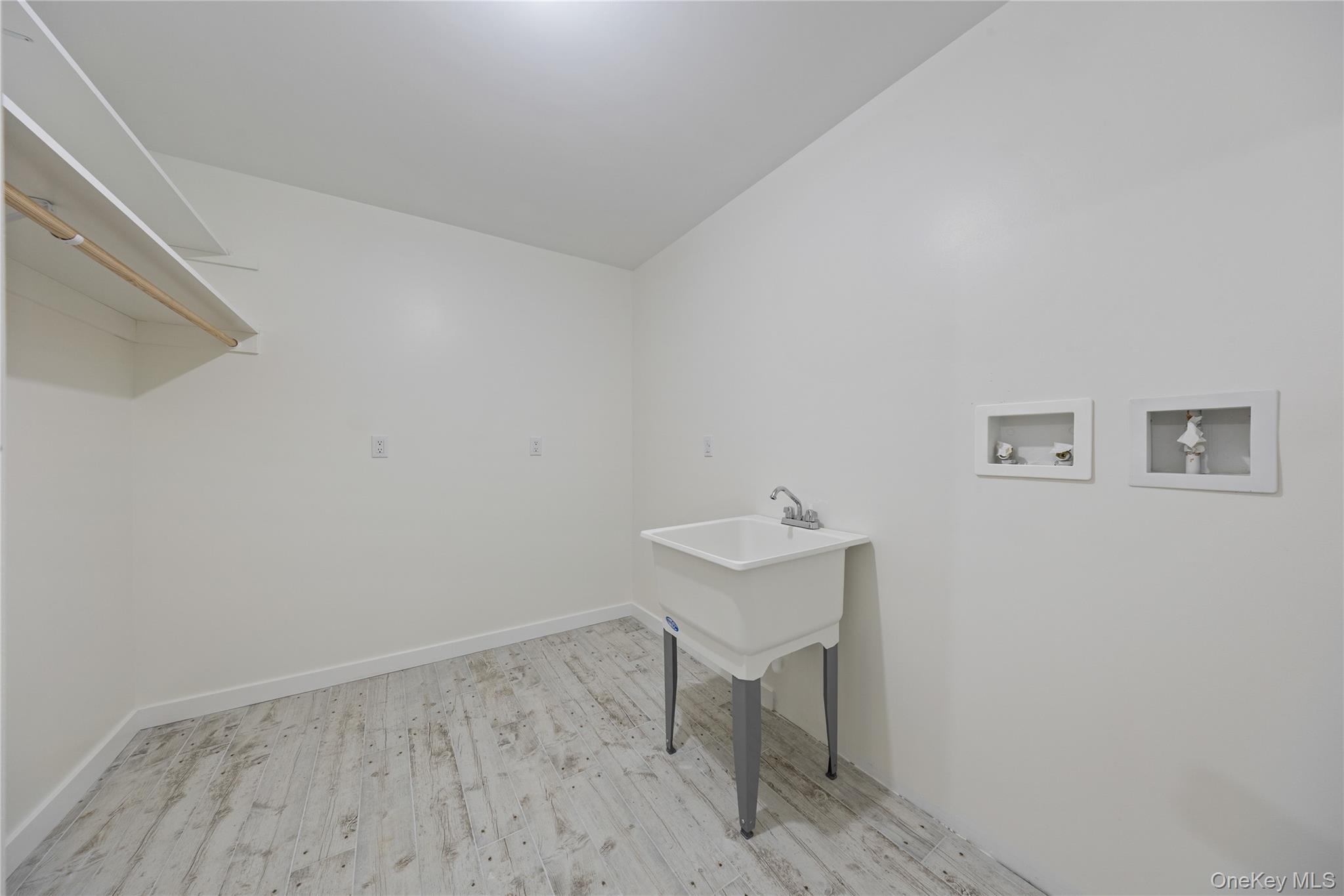 352 Blauvelt Road Unit: 202