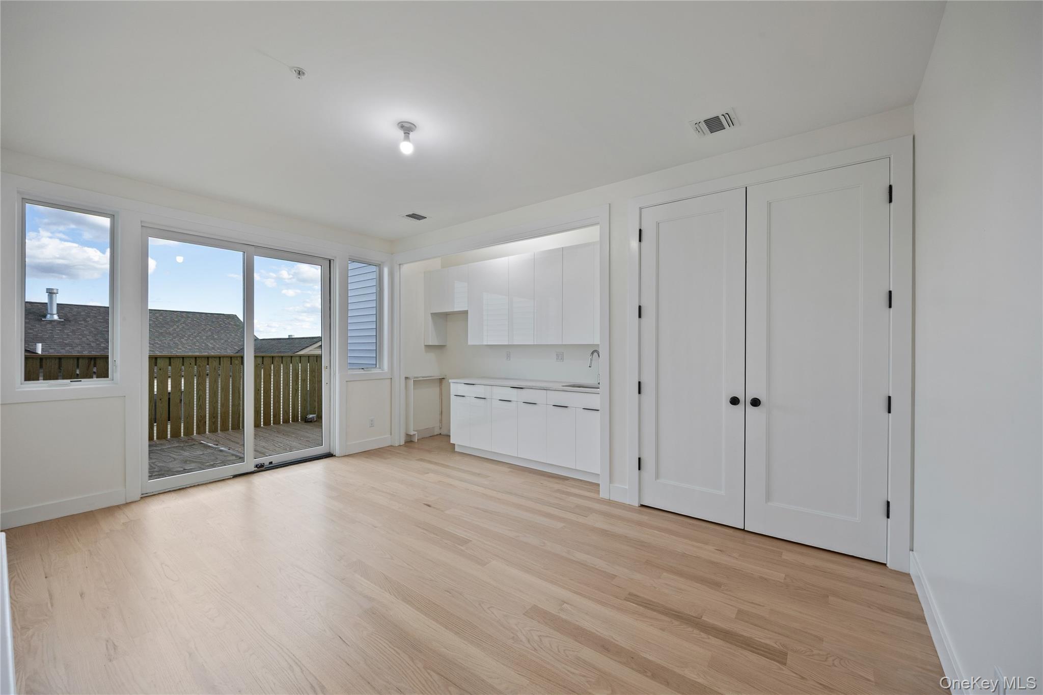 352 Blauvelt Road Unit: 202