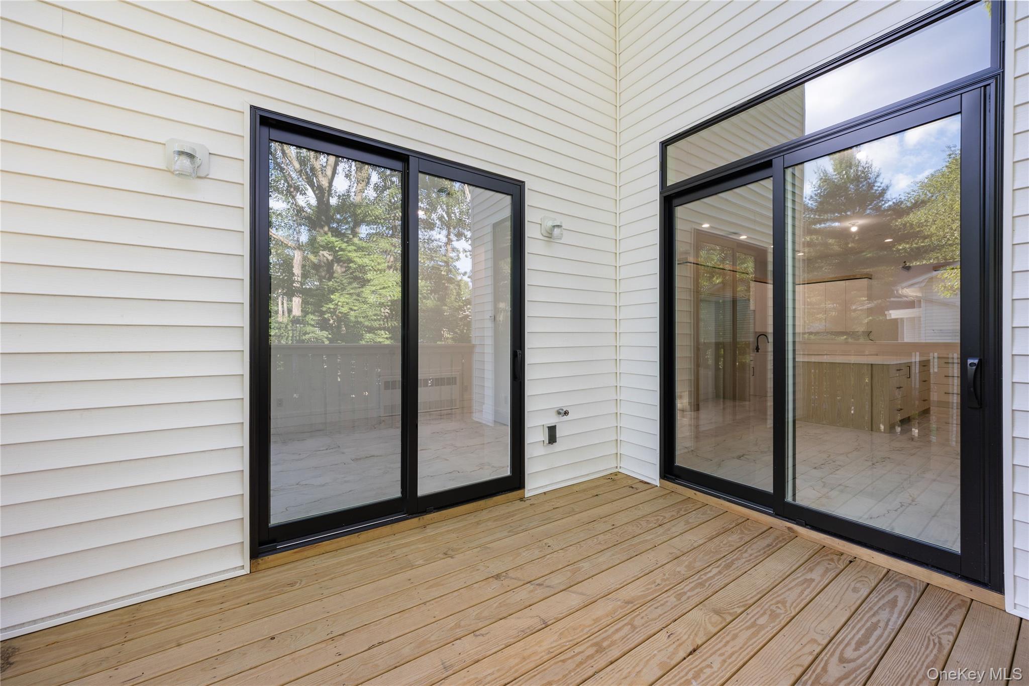 40 Singer Avenue Unit: 214