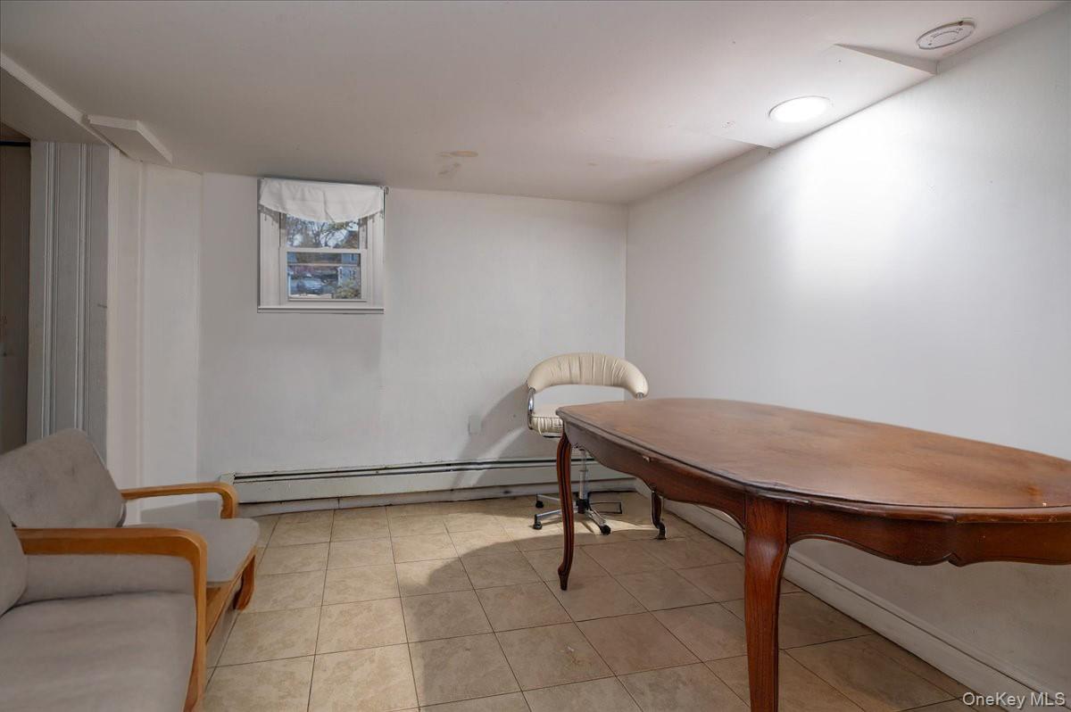 28 E Catherine Street