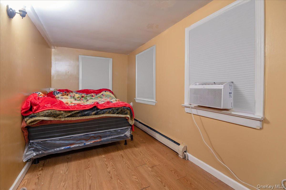 28 E Catherine Street