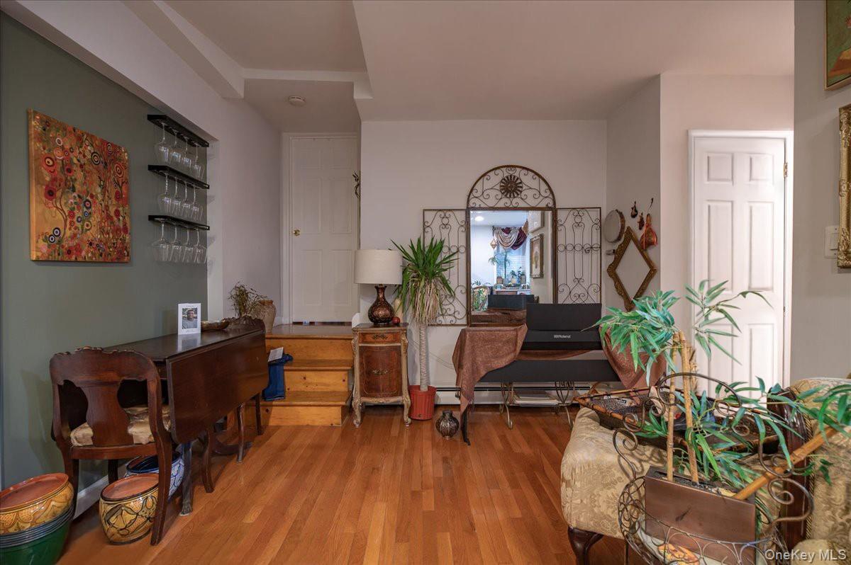 28 E Catherine Street