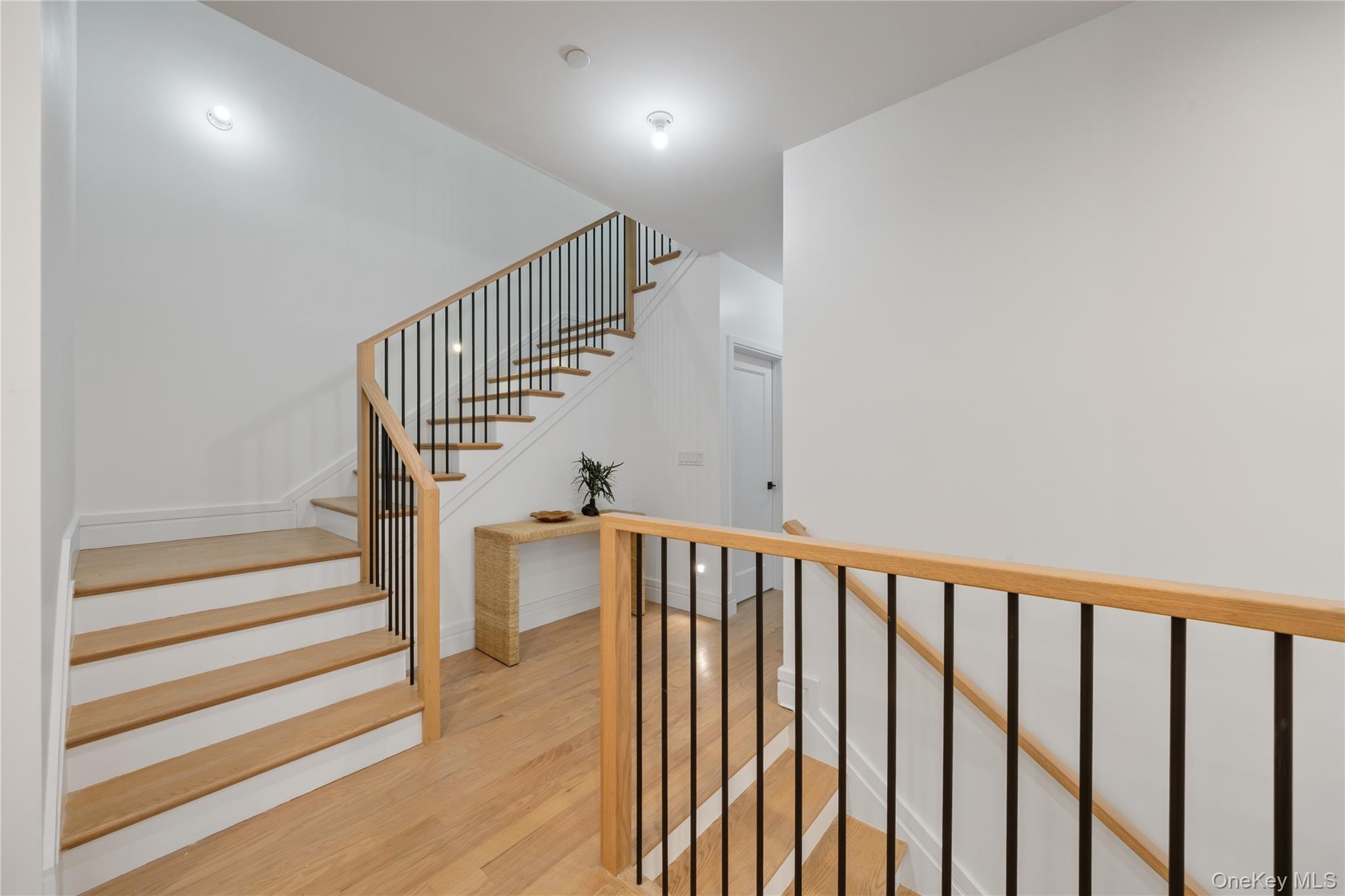 242 Blauvelt Road Unit: 201