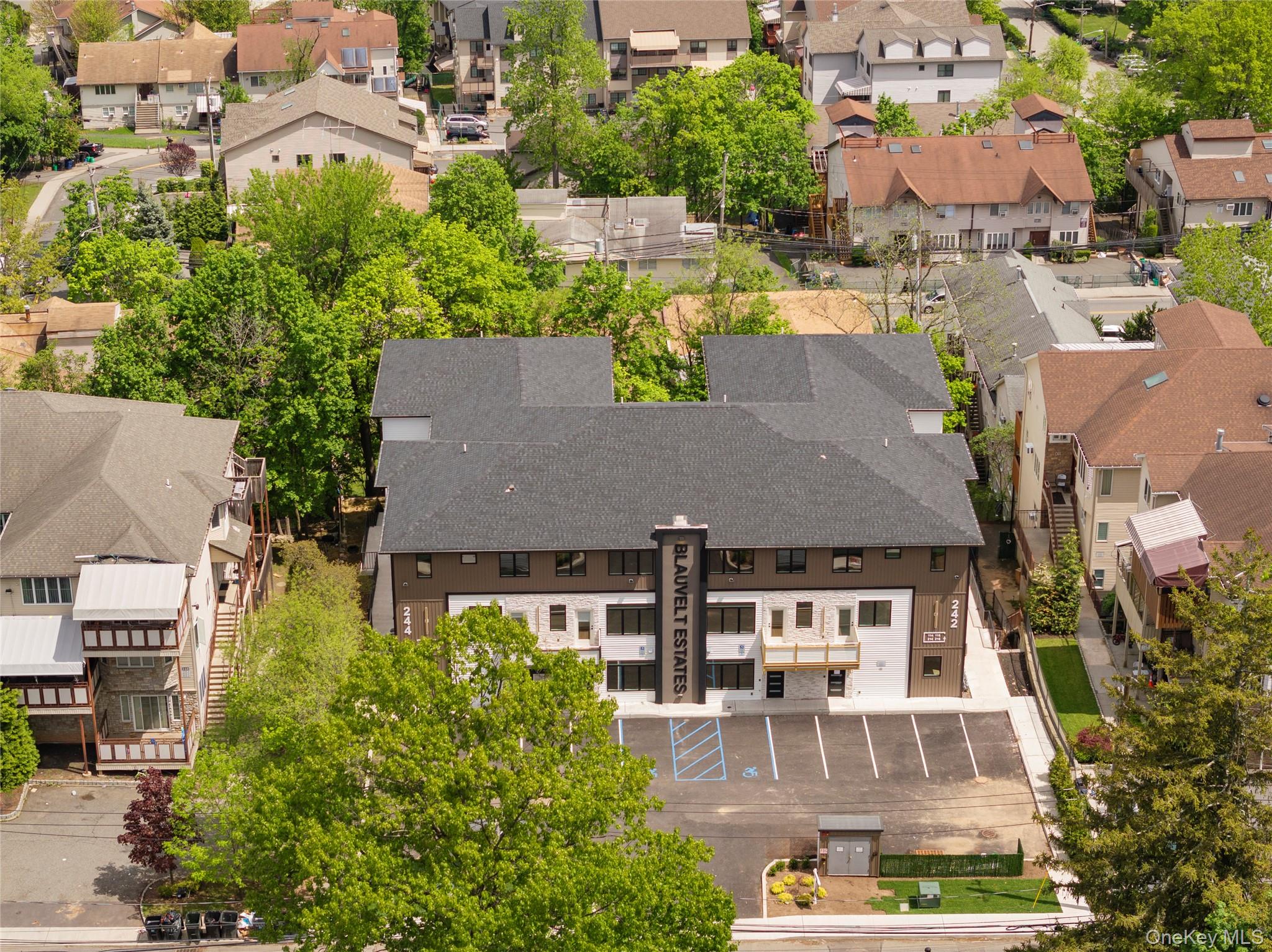 242 Blauvelt Road Unit: 201