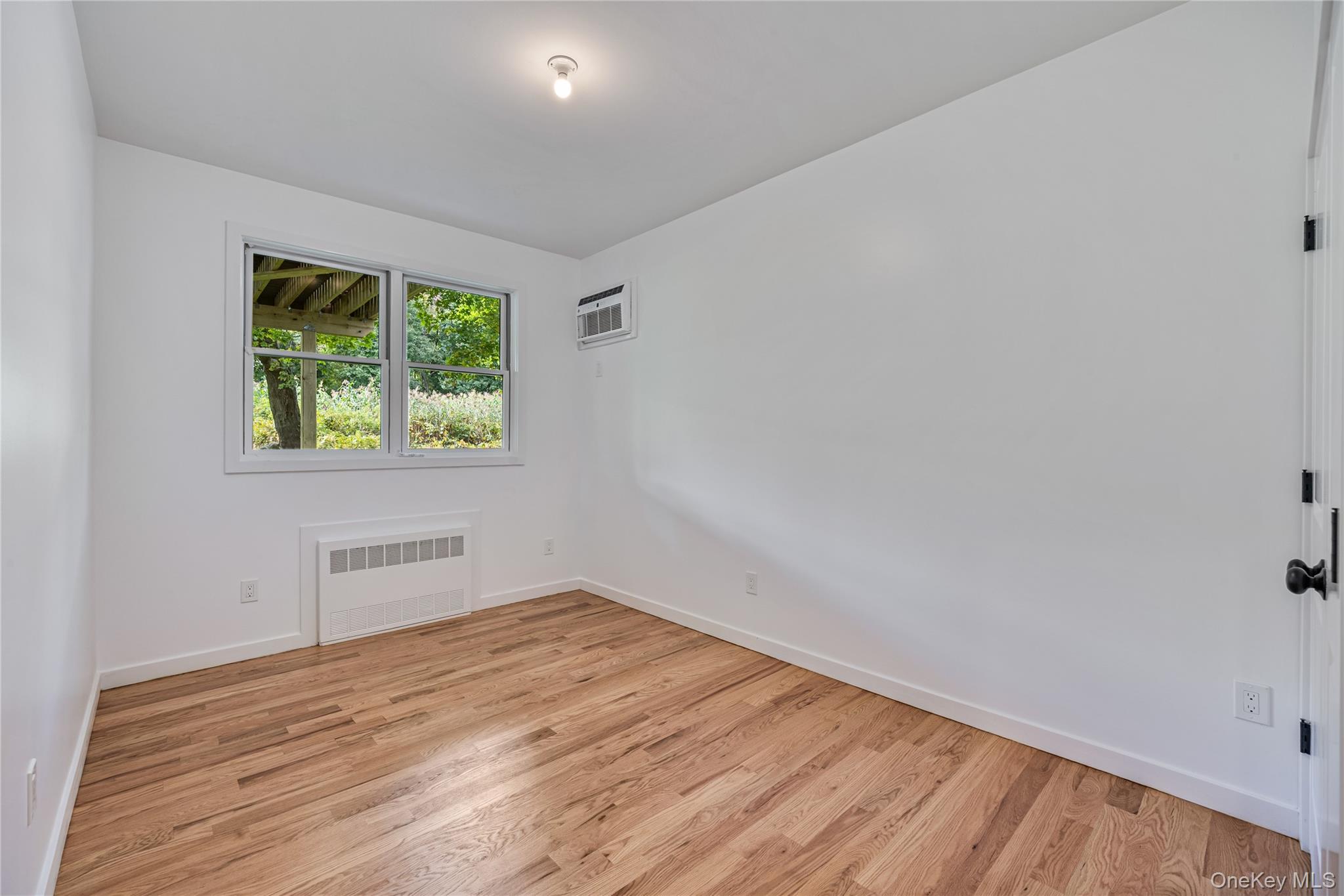 15 Northbrook Road Unit: 201