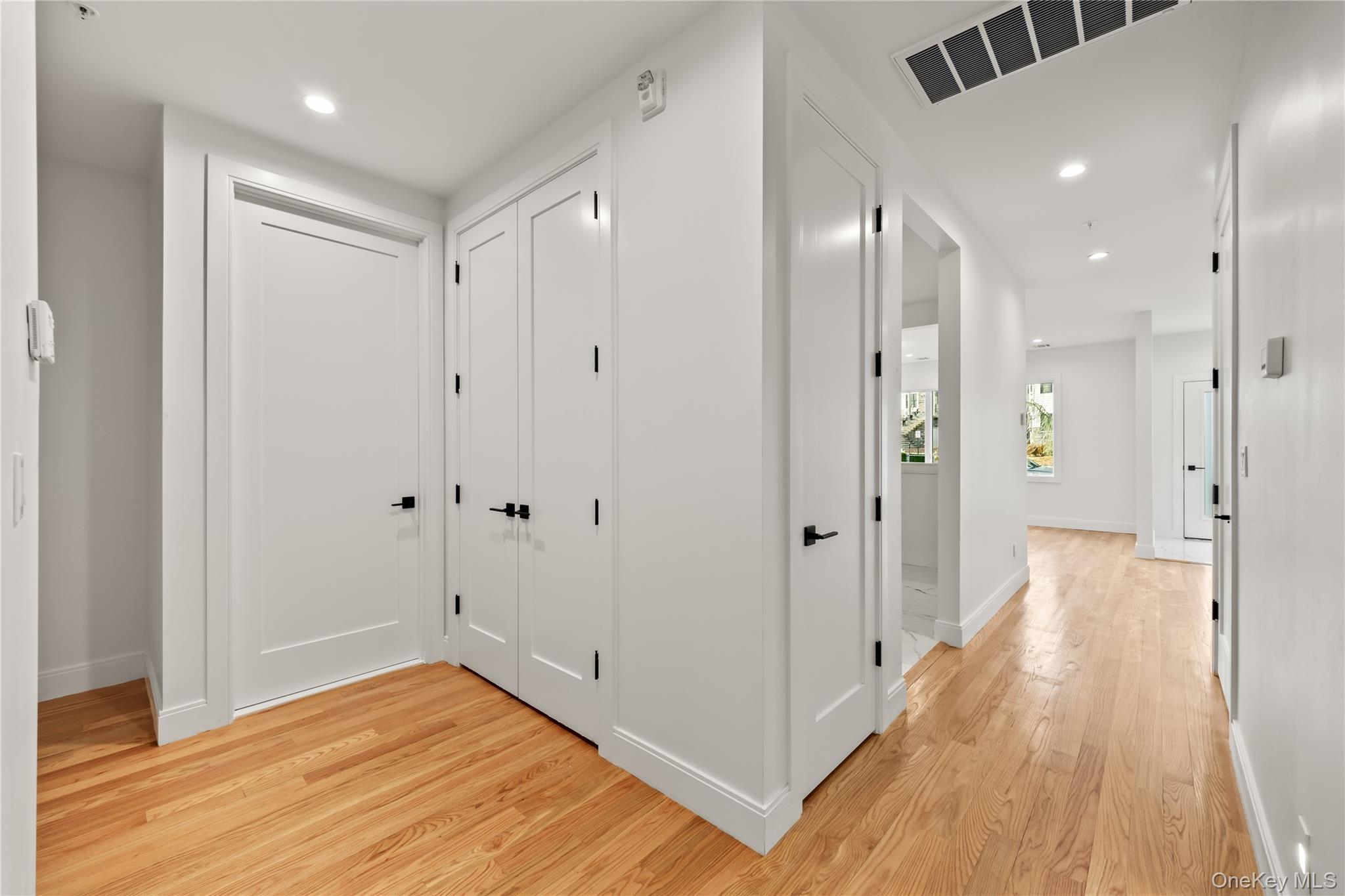 5 Jeffrey Place Unit: 102