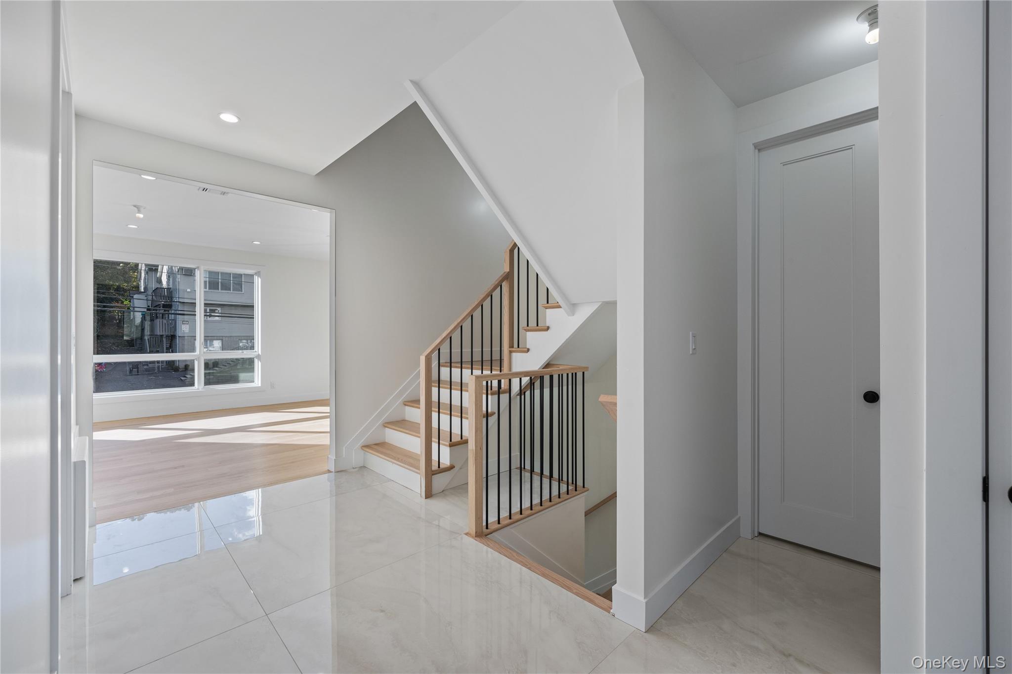 352 Blauvelt Road Unit: 203