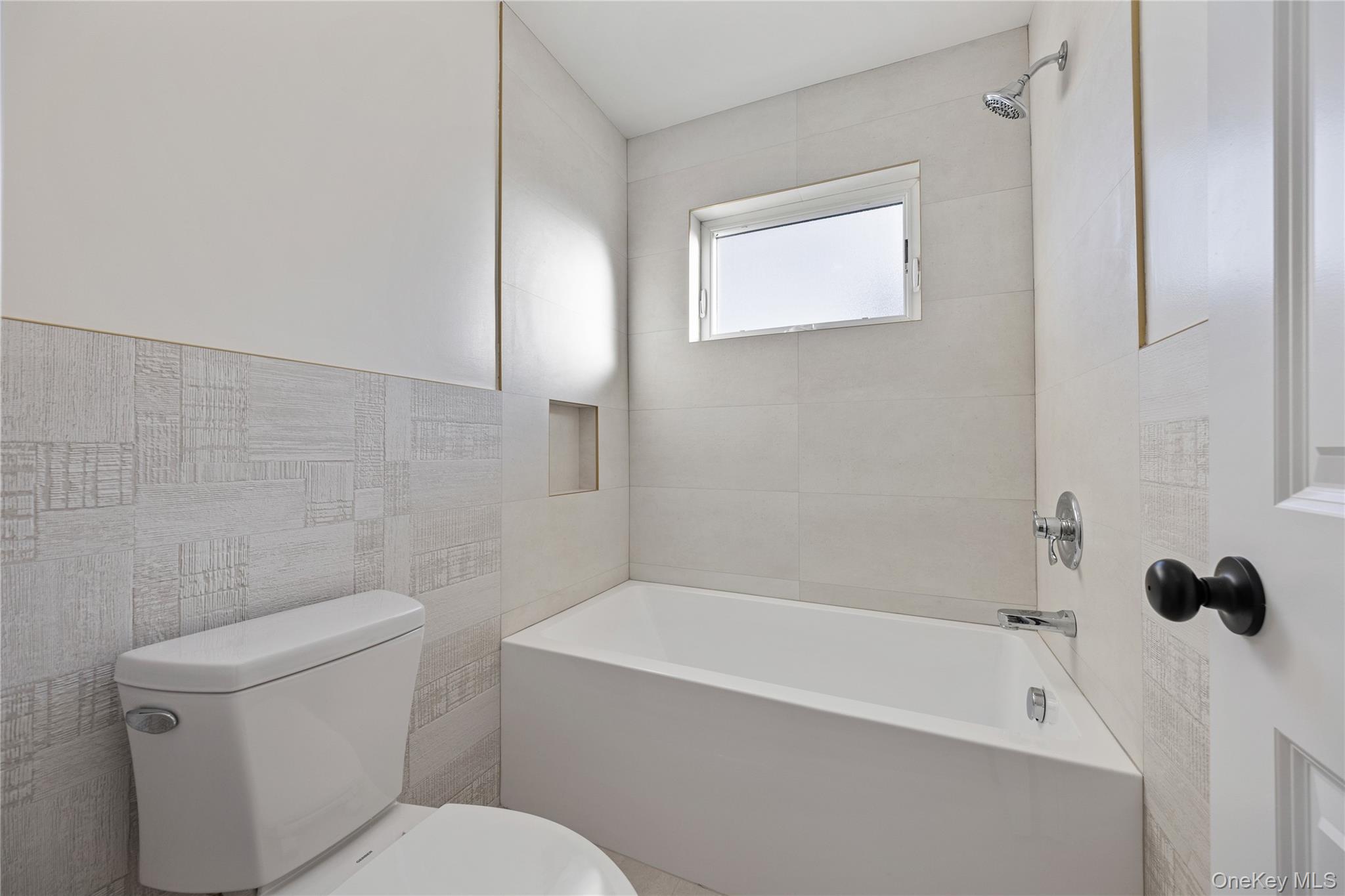 352 Blauvelt Road Unit: 203