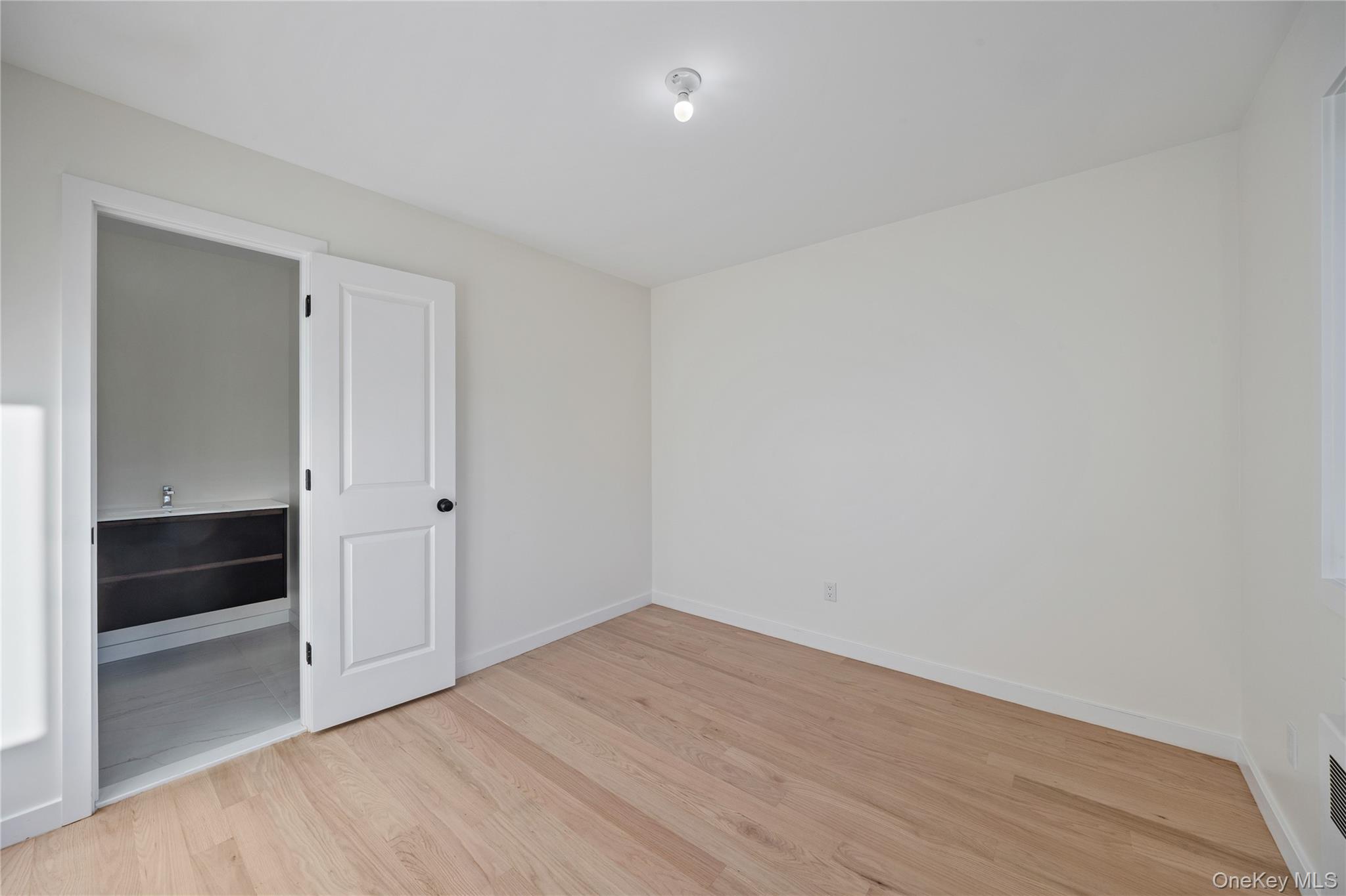 352 Blauvelt Road Unit: 203