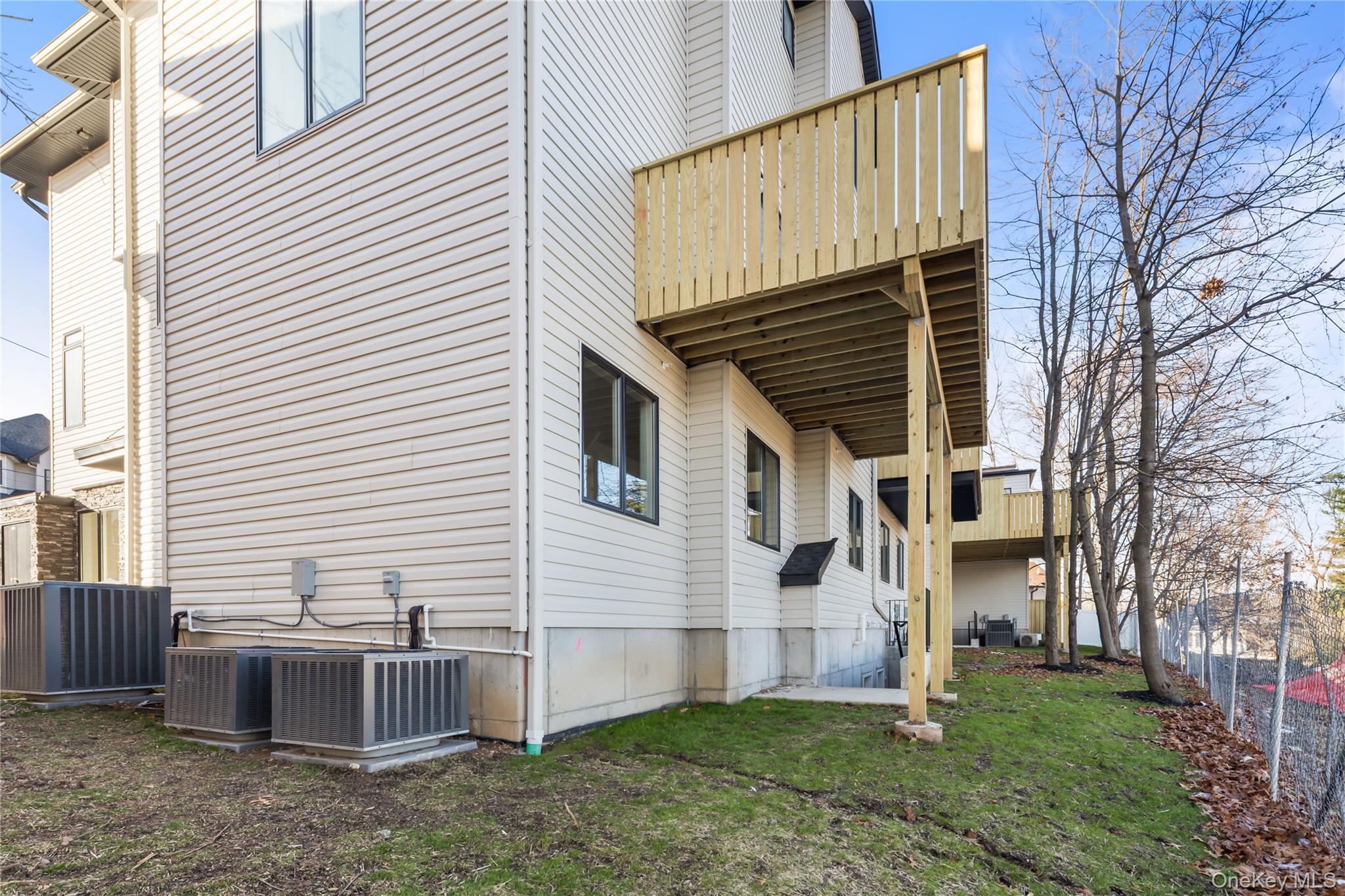 5 Jeffrey Place Unit: 112