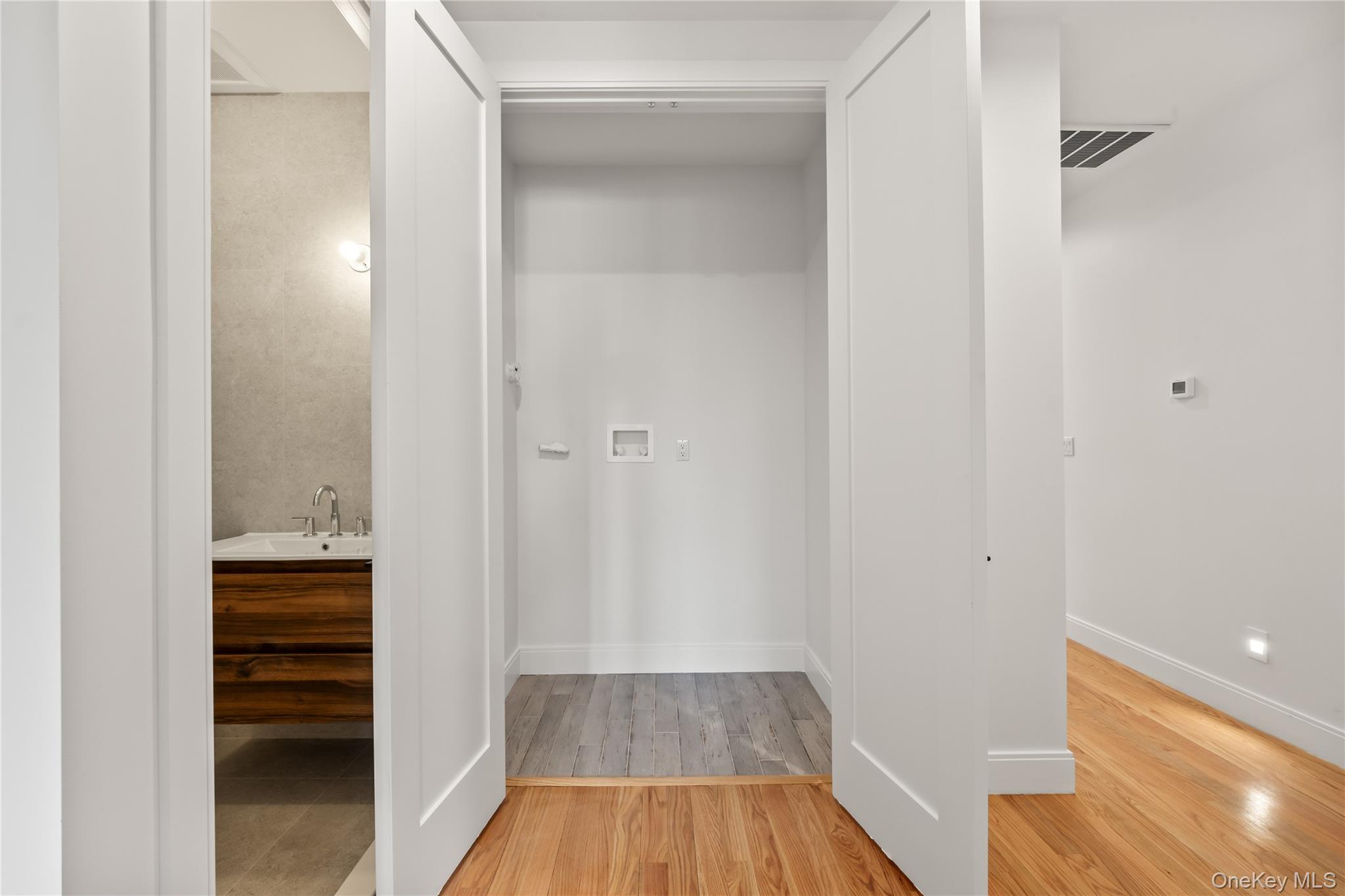 5 Jeffrey Place Unit: 112