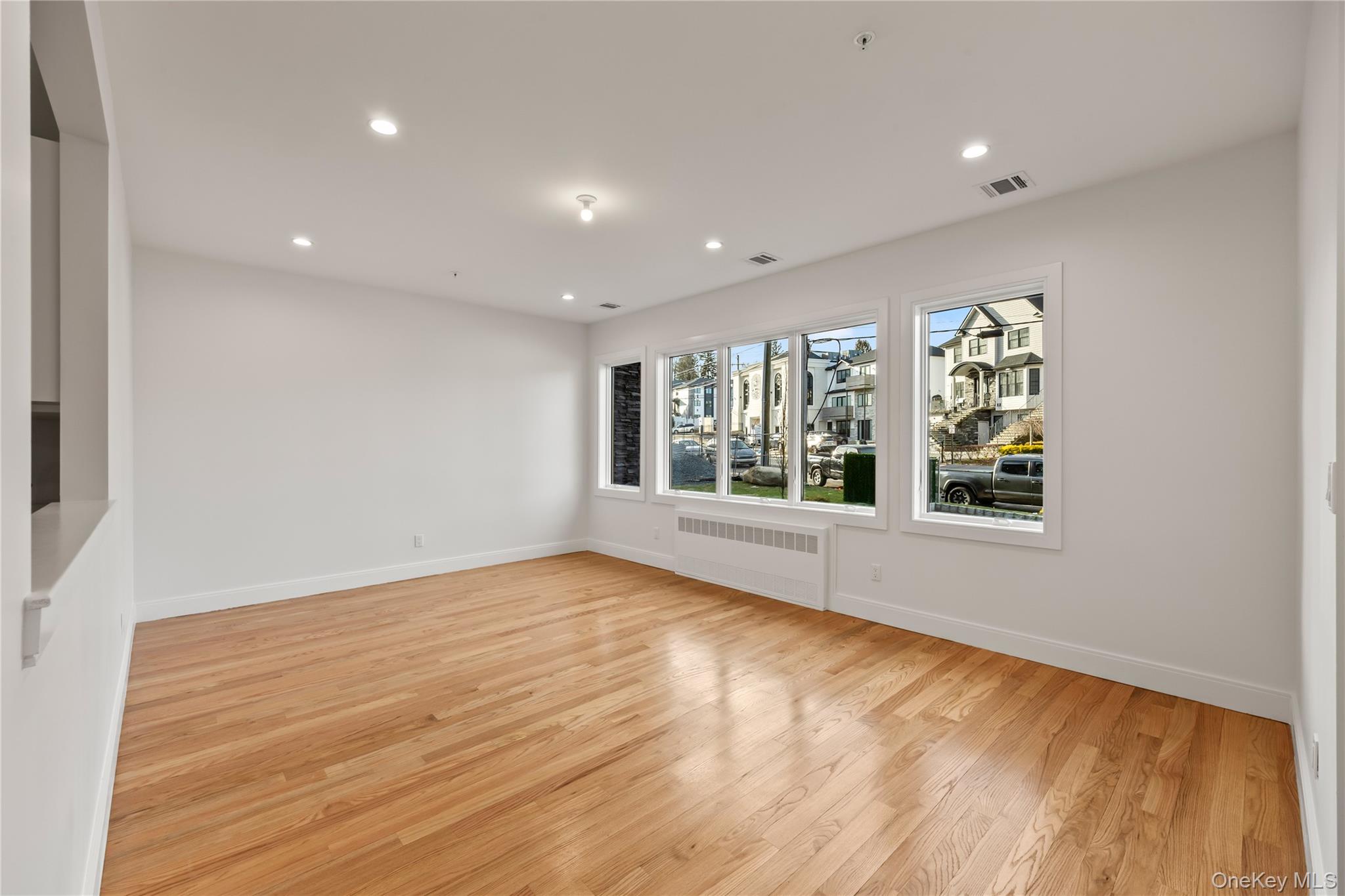 5 Jeffrey Place Unit: 112