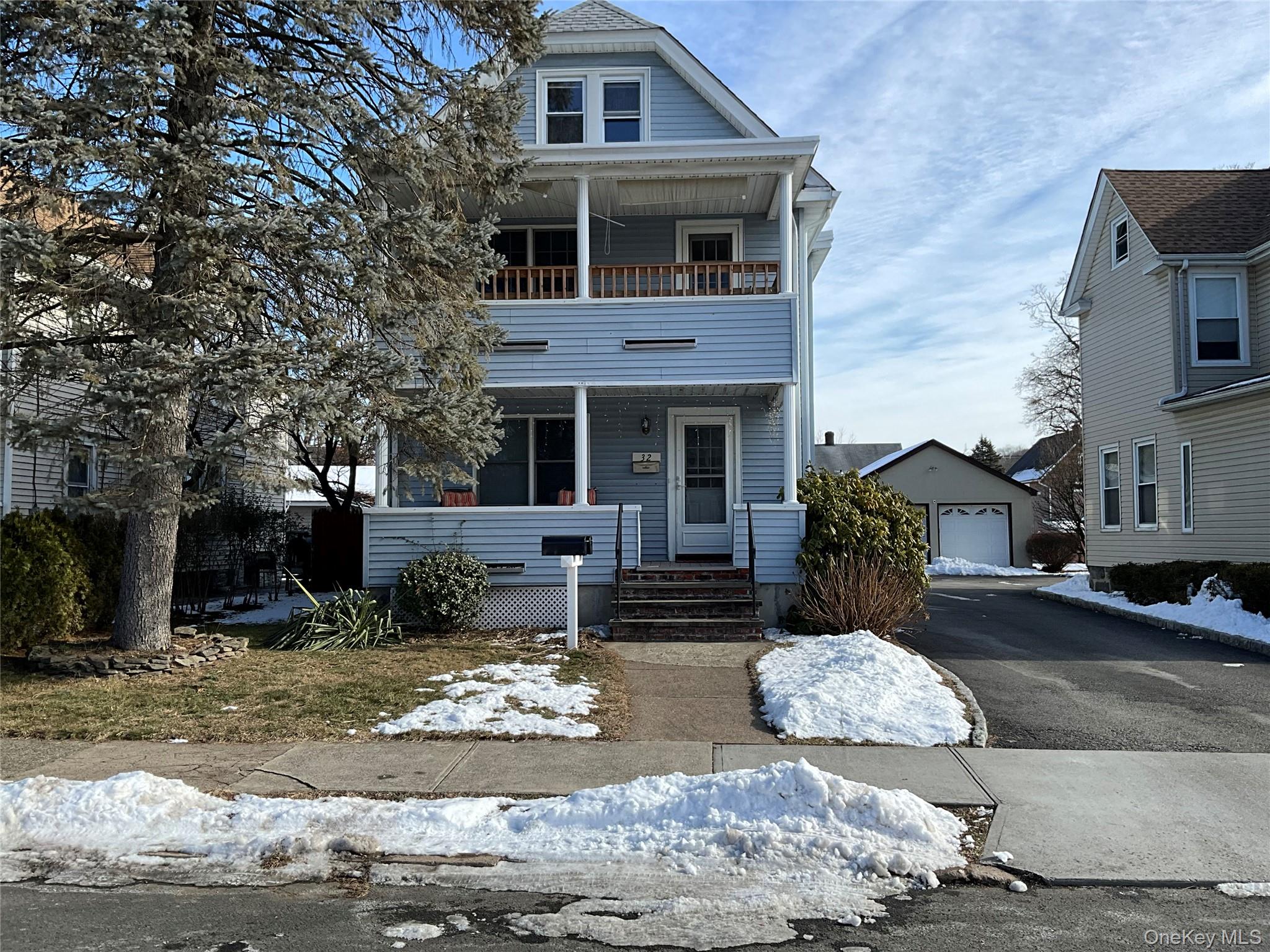 32 Prairie Avenue Unit: B