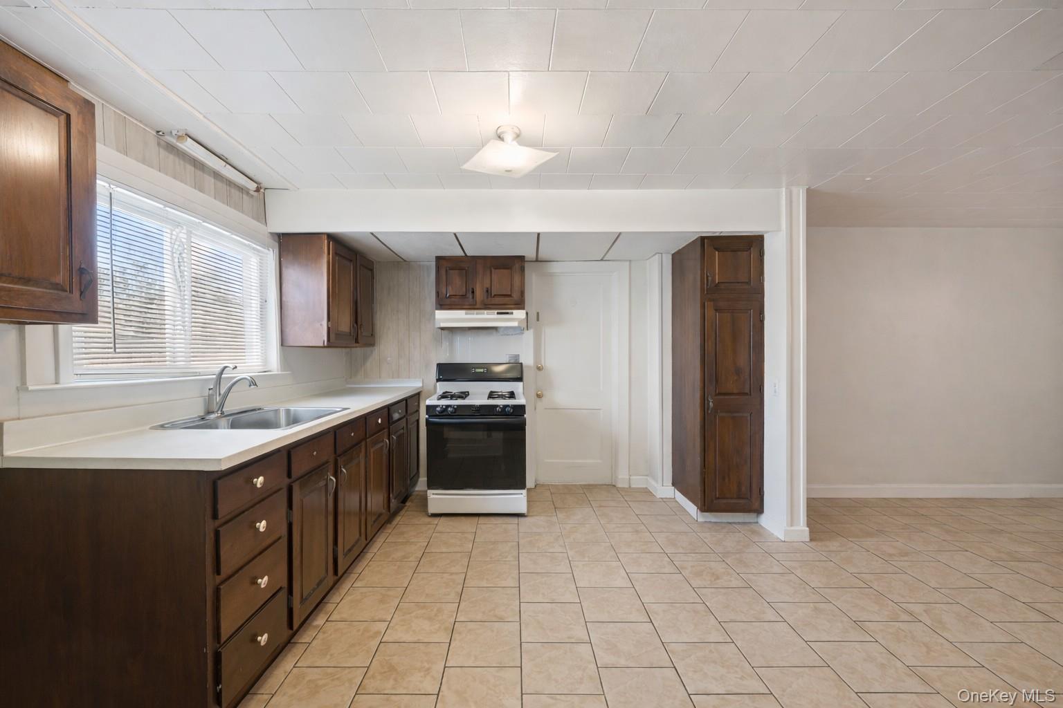 262-264 Cottage Street