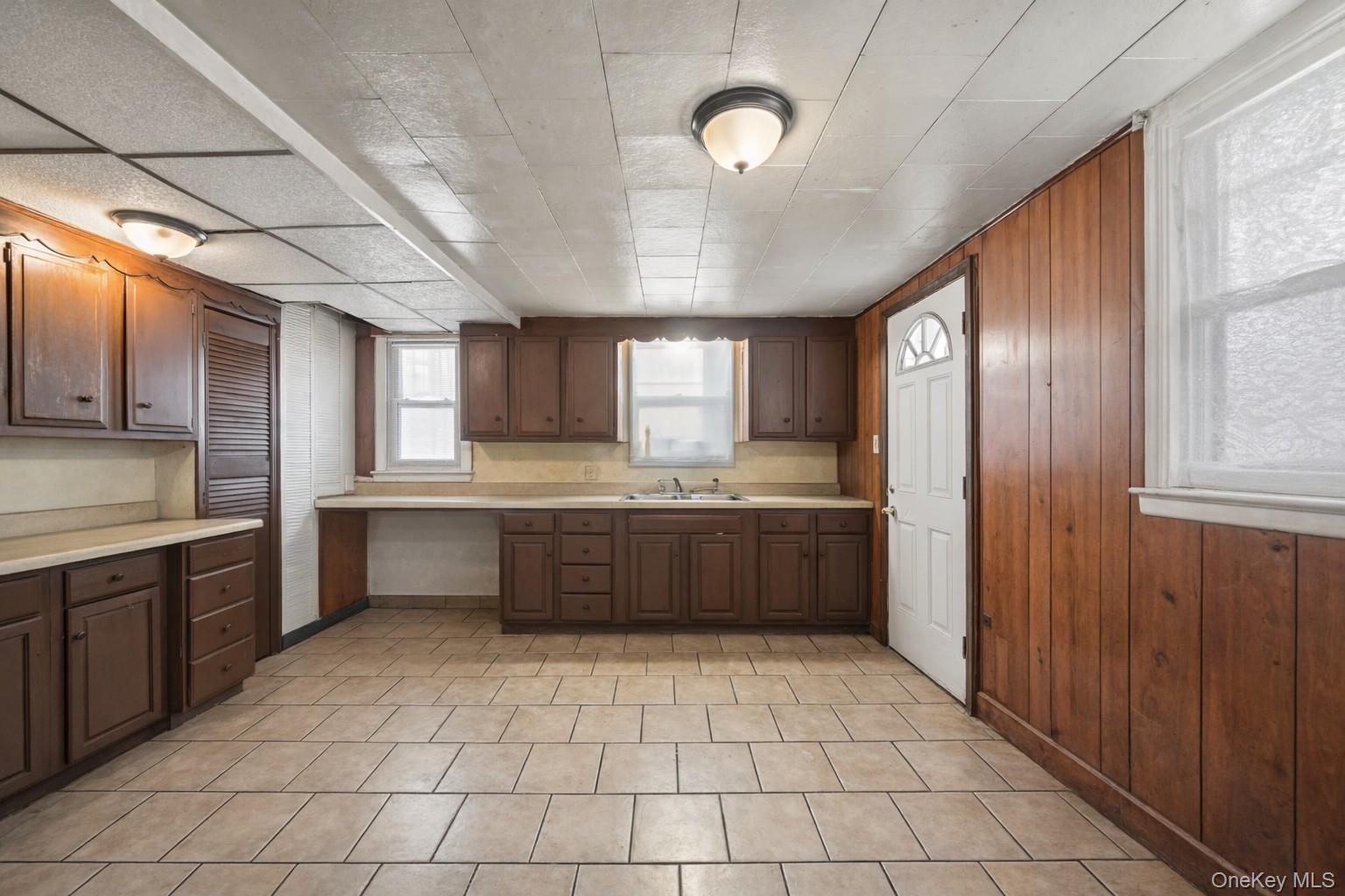 262-264 Cottage Street