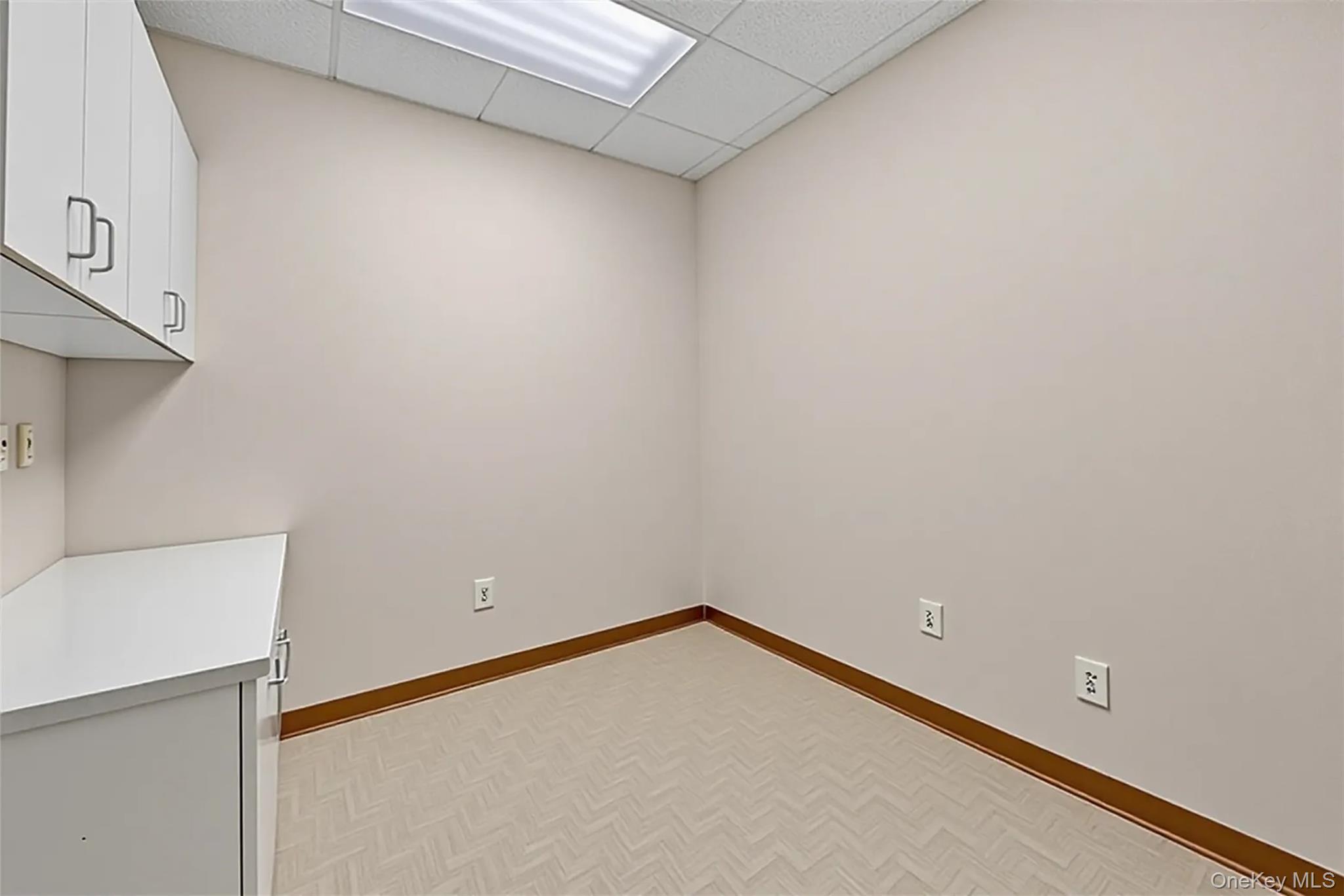 24-26 Liberty Square Mall