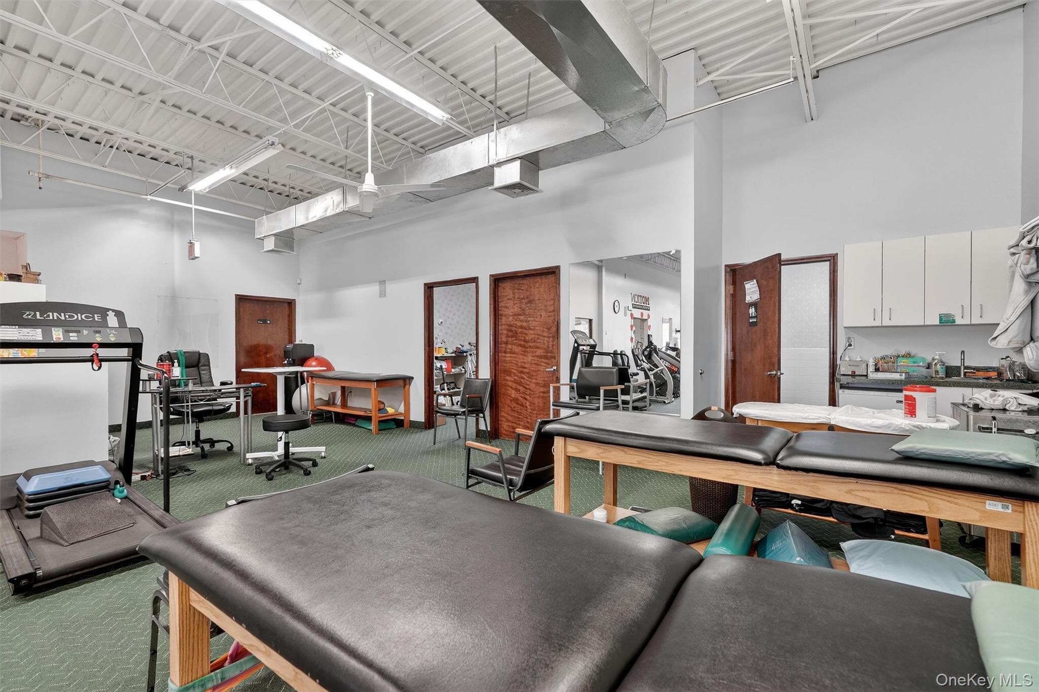 24-26 Liberty Square Mall