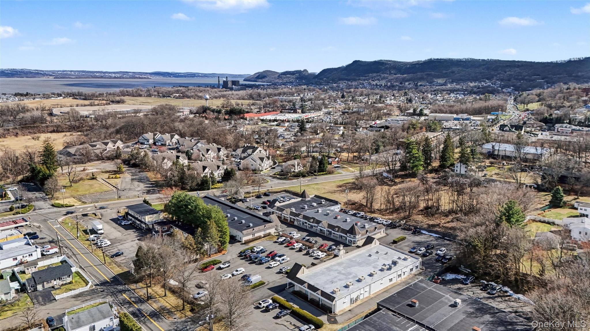 24-26 Liberty Square Mall