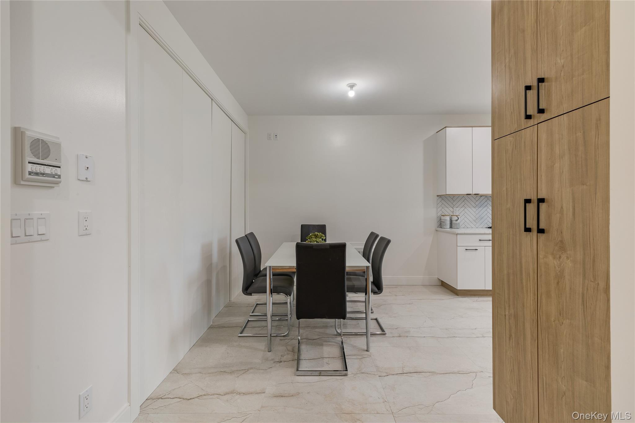 17 Union Road Unit: Unit 206