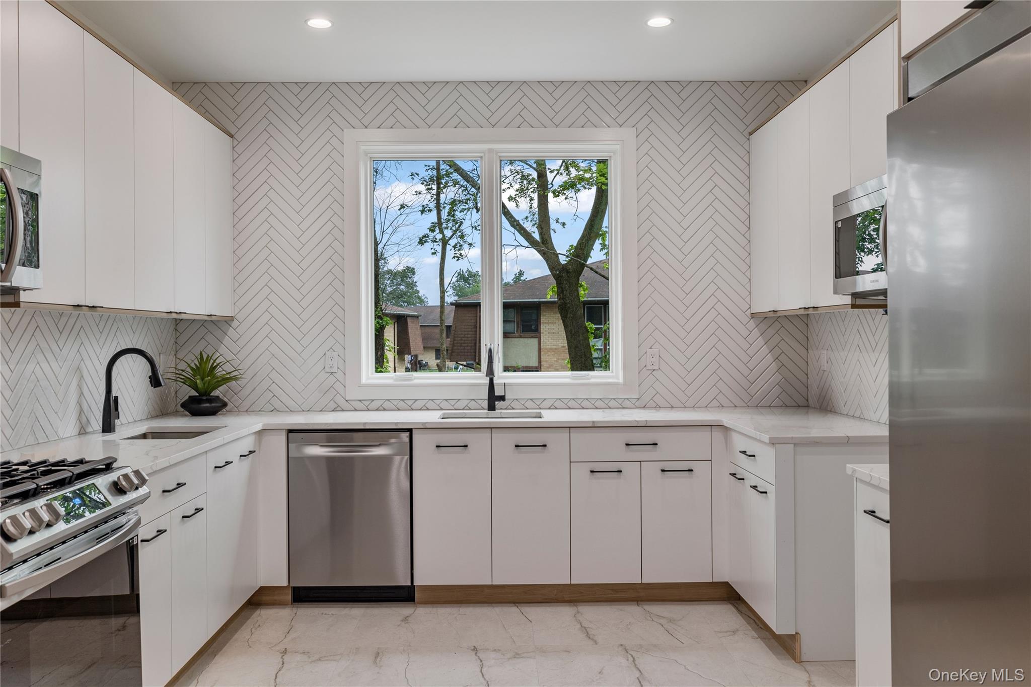 17 Union Road Unit: 206