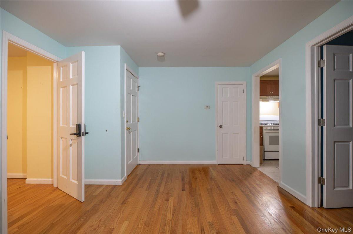 28 E Catherine Street