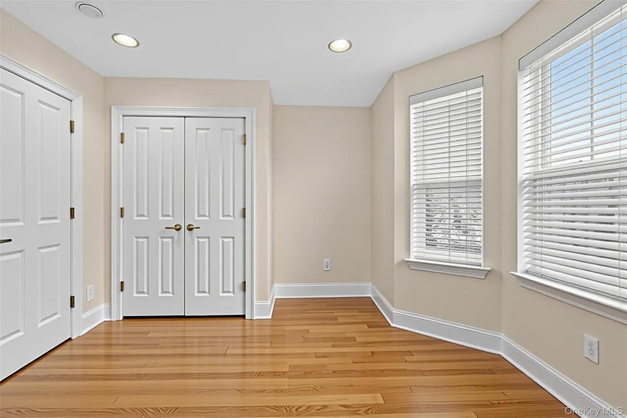 3 Harbor Pointe Drive
