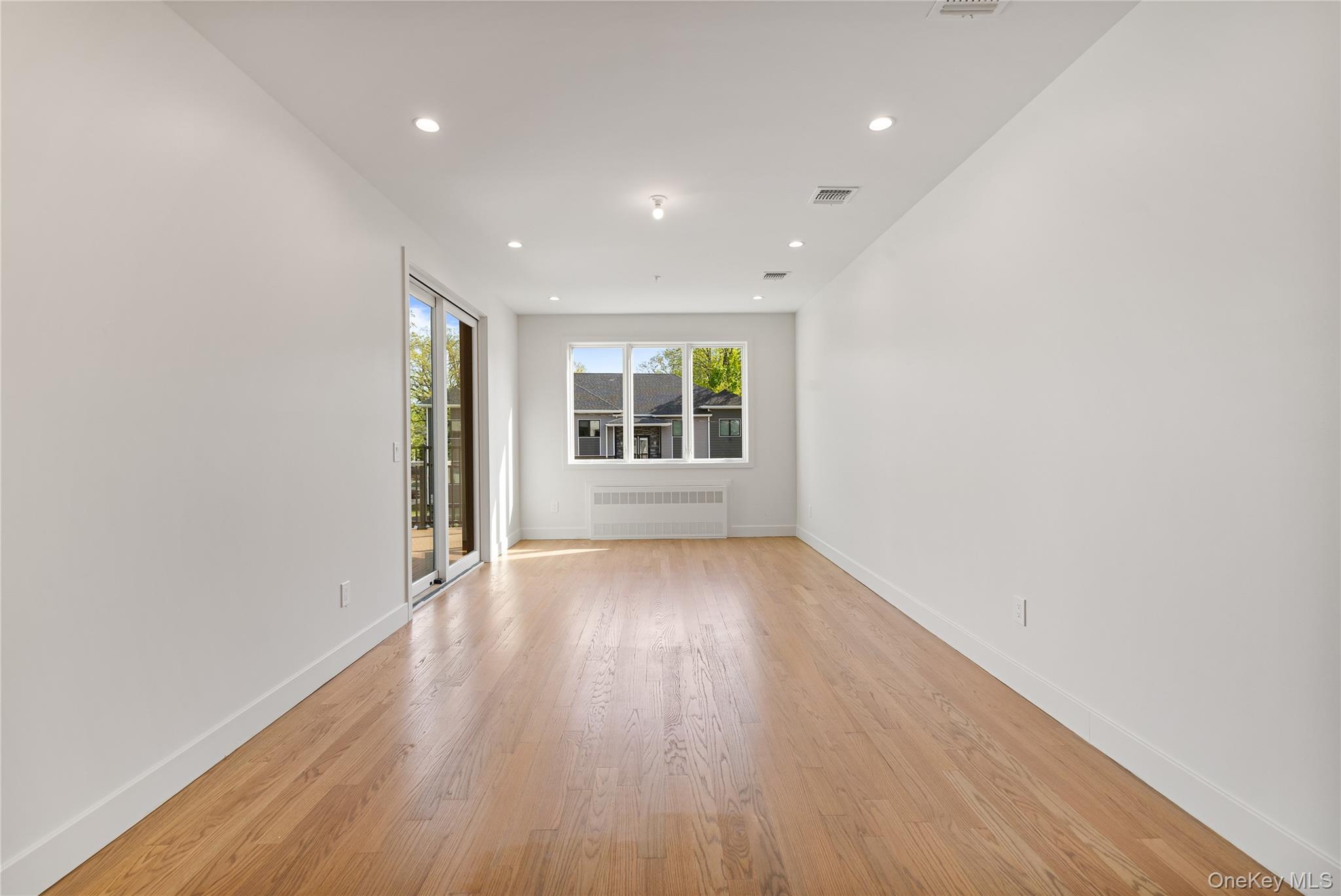 3 E Funston Avenue Unit: 221