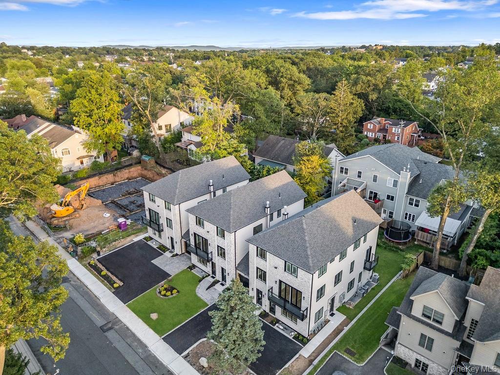 27 Ellish Parkway Unit: 103