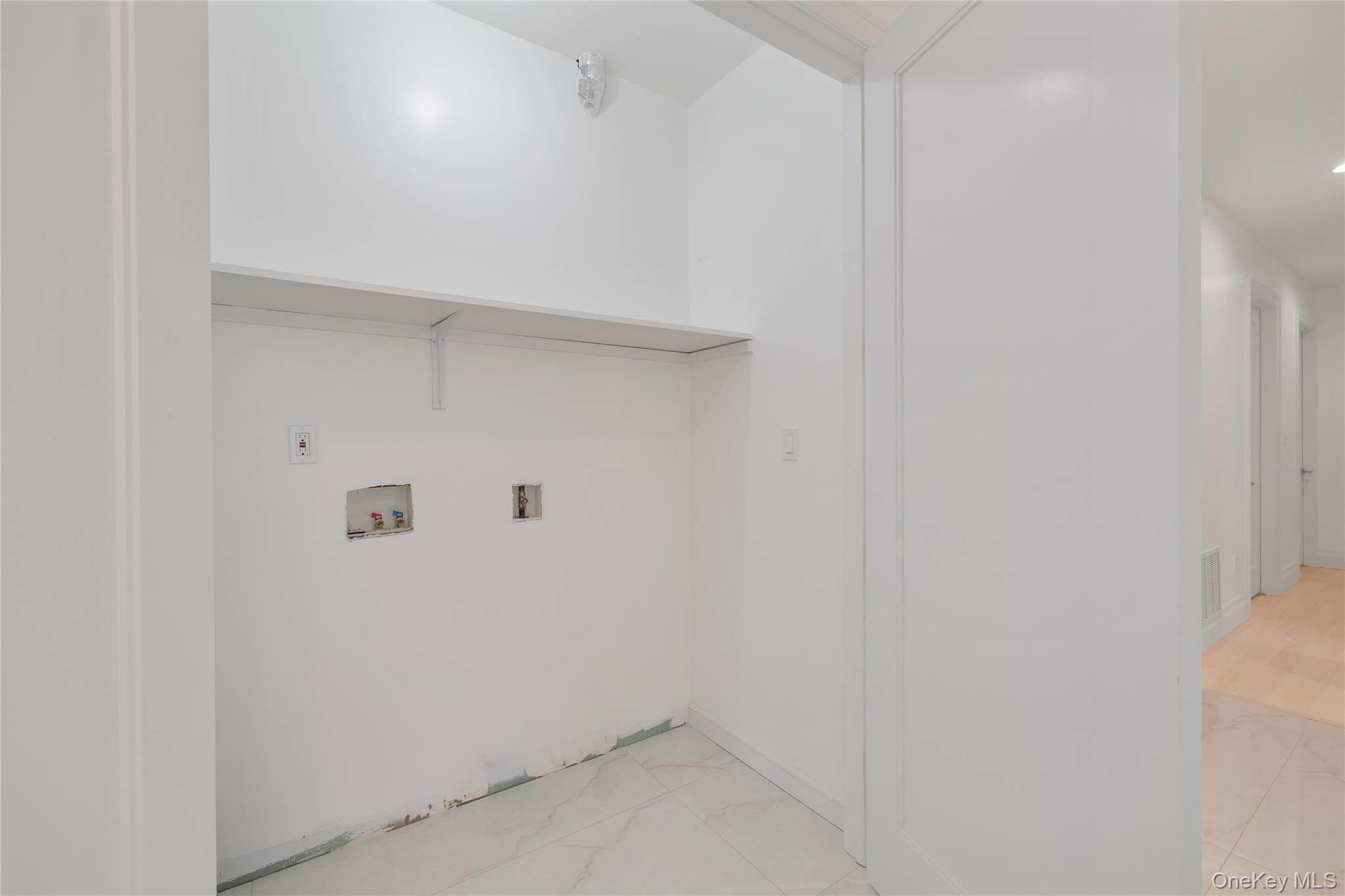 27 Ellish Parkway Unit: 103