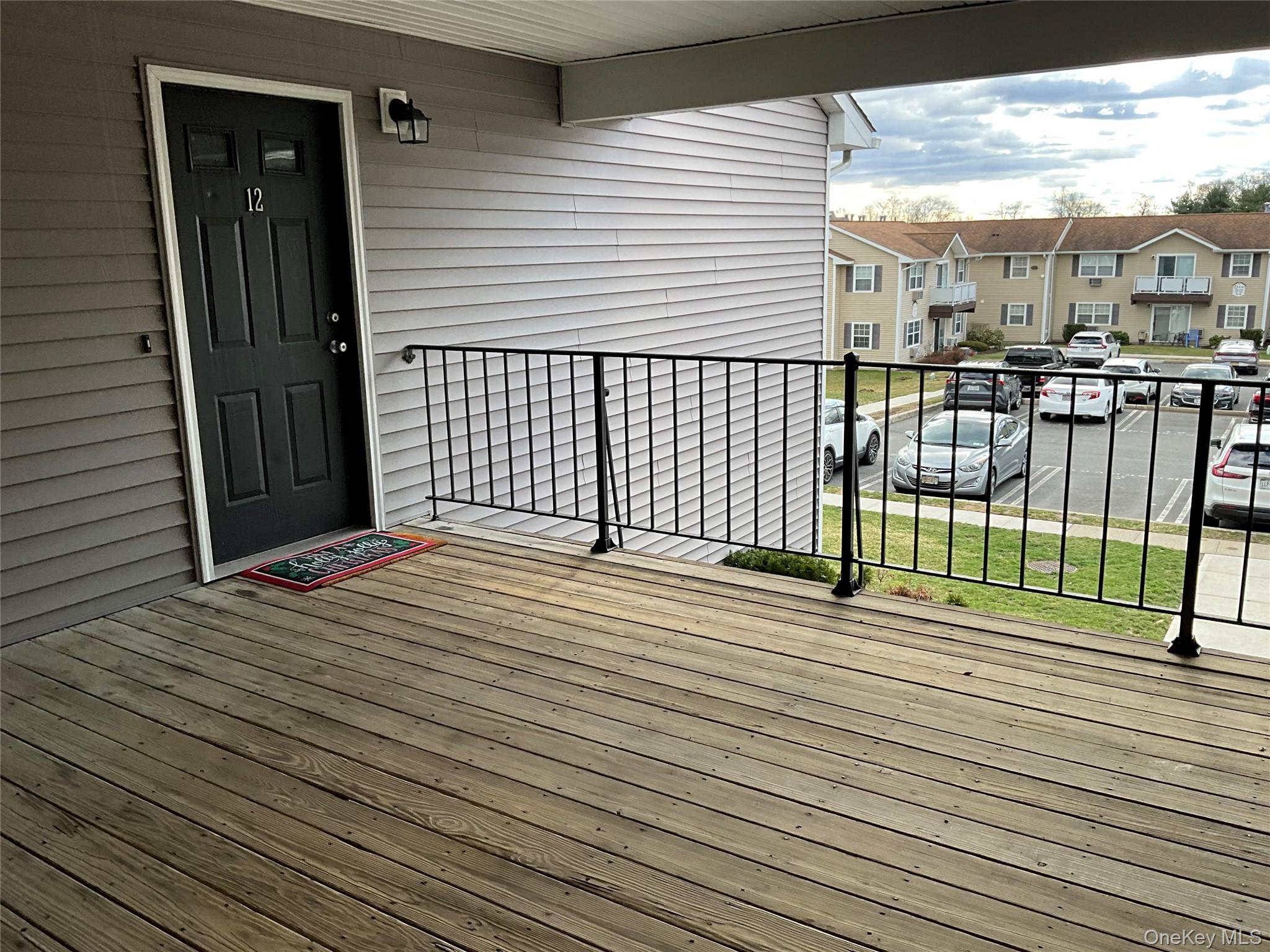 100 Hillside Drive Unit: B10