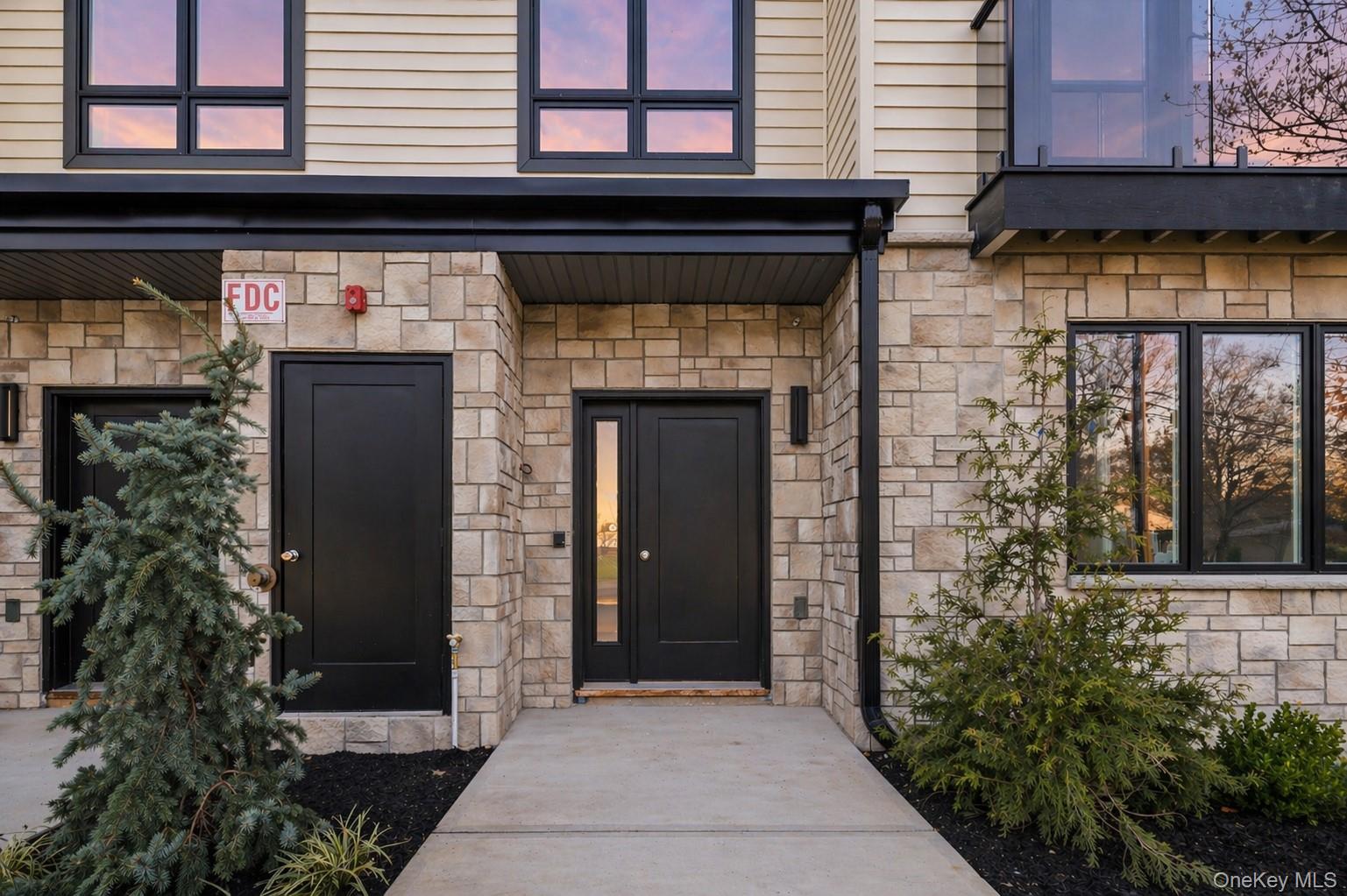 5 Mirror Lake Road Unit: 201