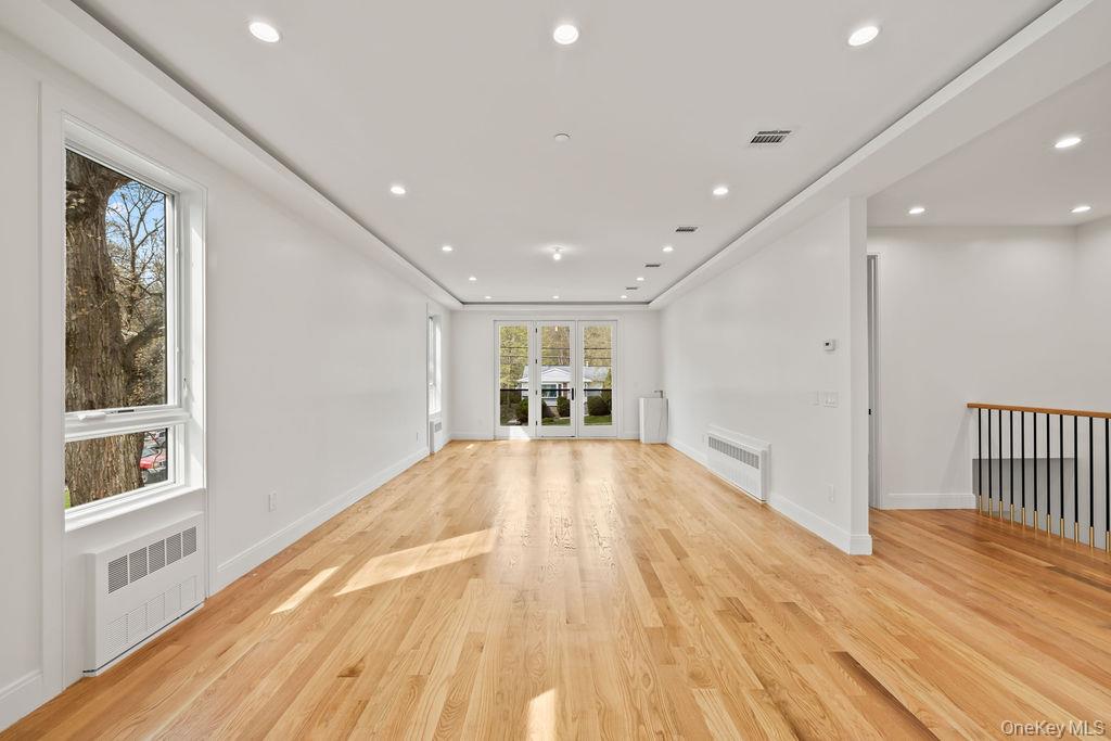 5 Mirror Lake Road Unit: 201