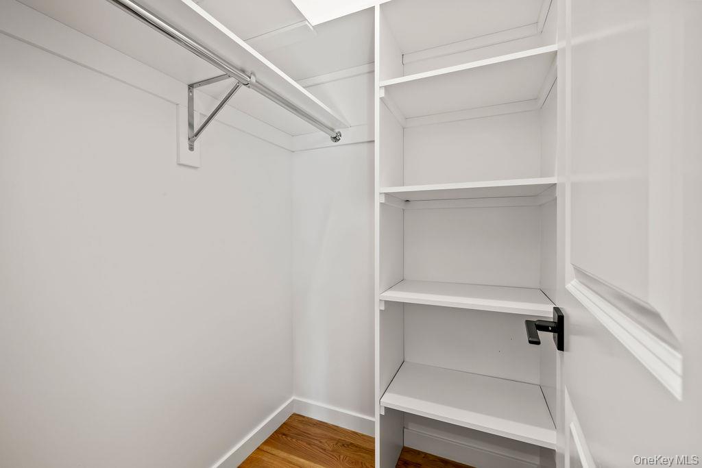 5 Mirror Lake Road Unit: 201