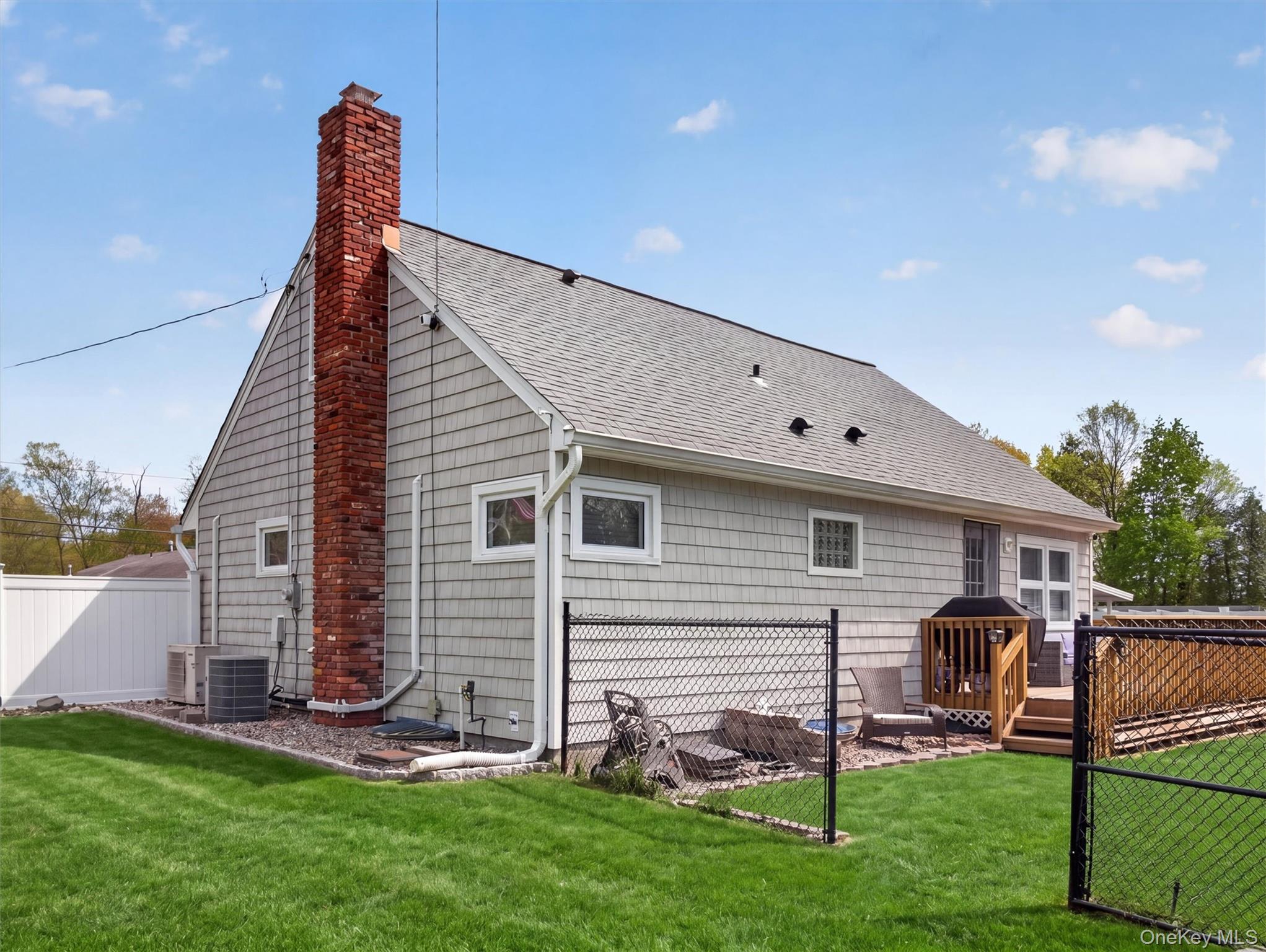 33 Van Wyck Road