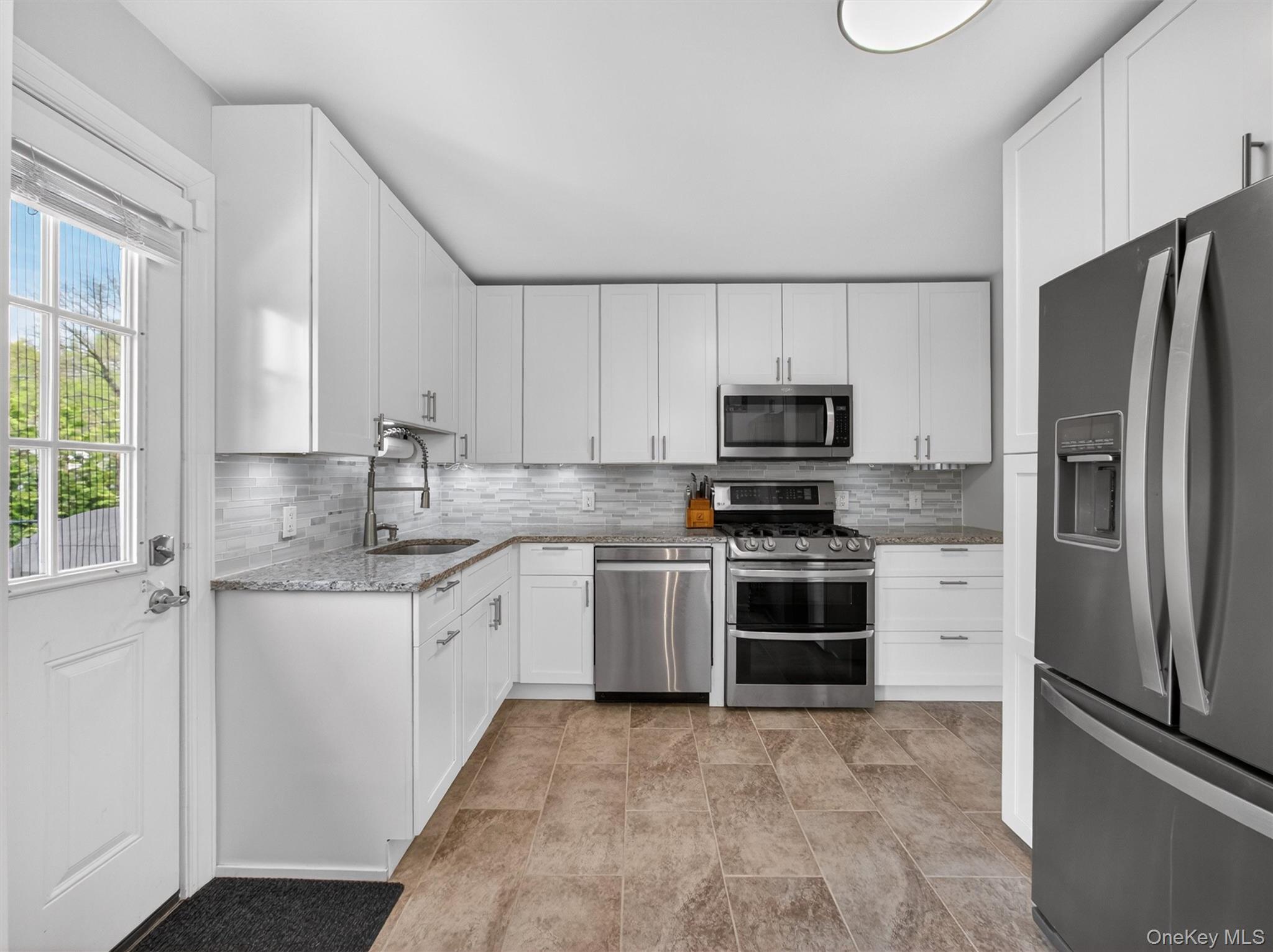 33 Van Wyck Road