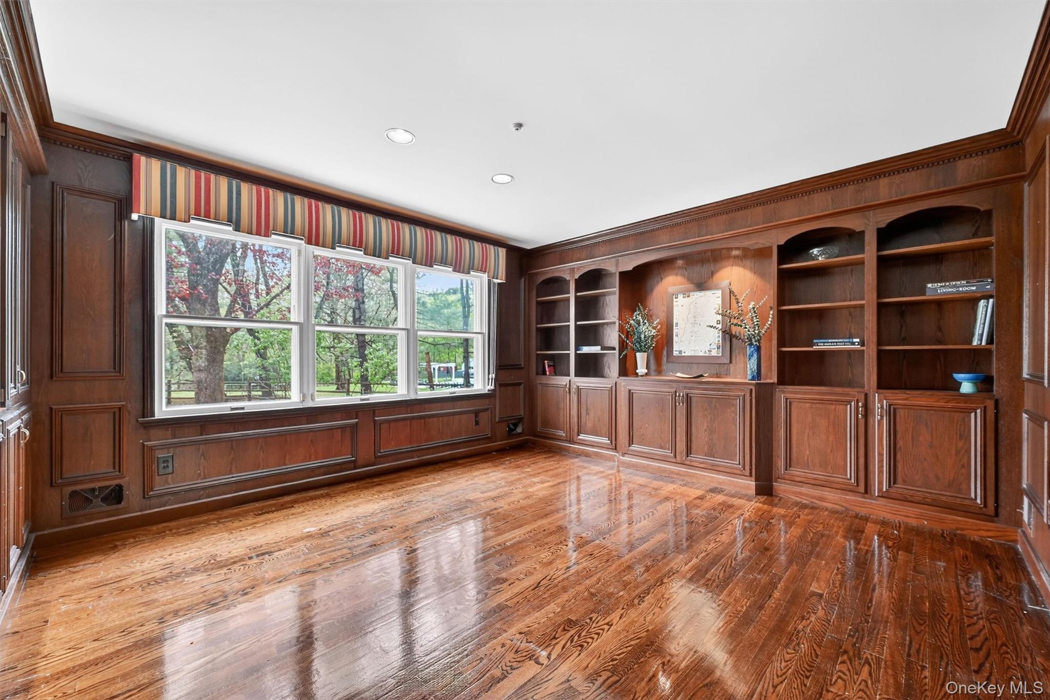 1 Vivian Place
