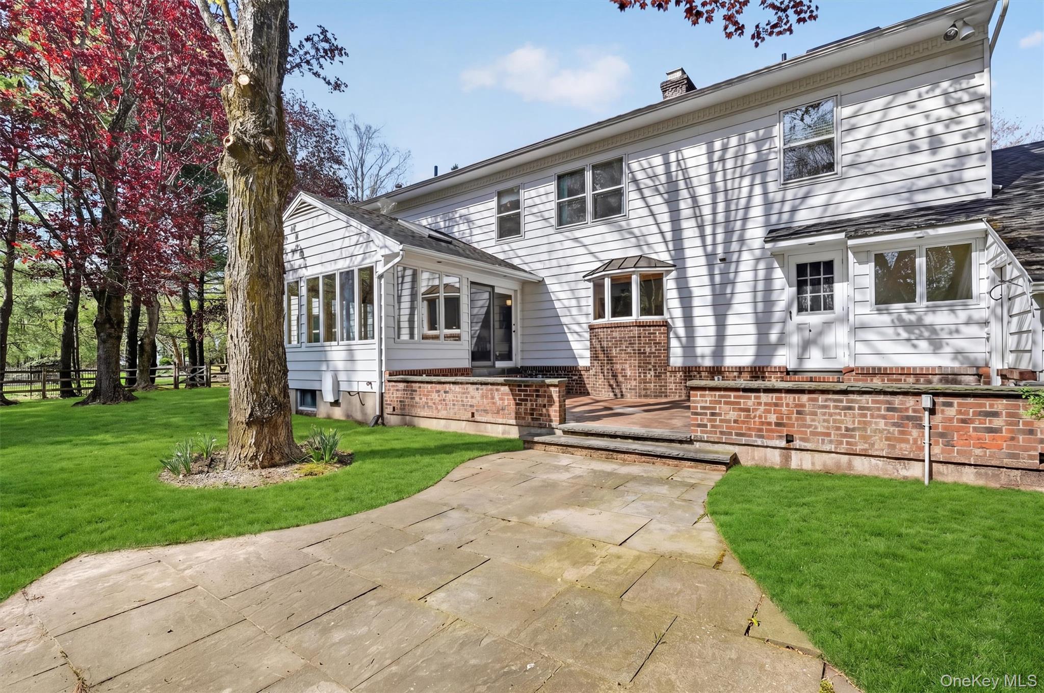 1 Vivian Place