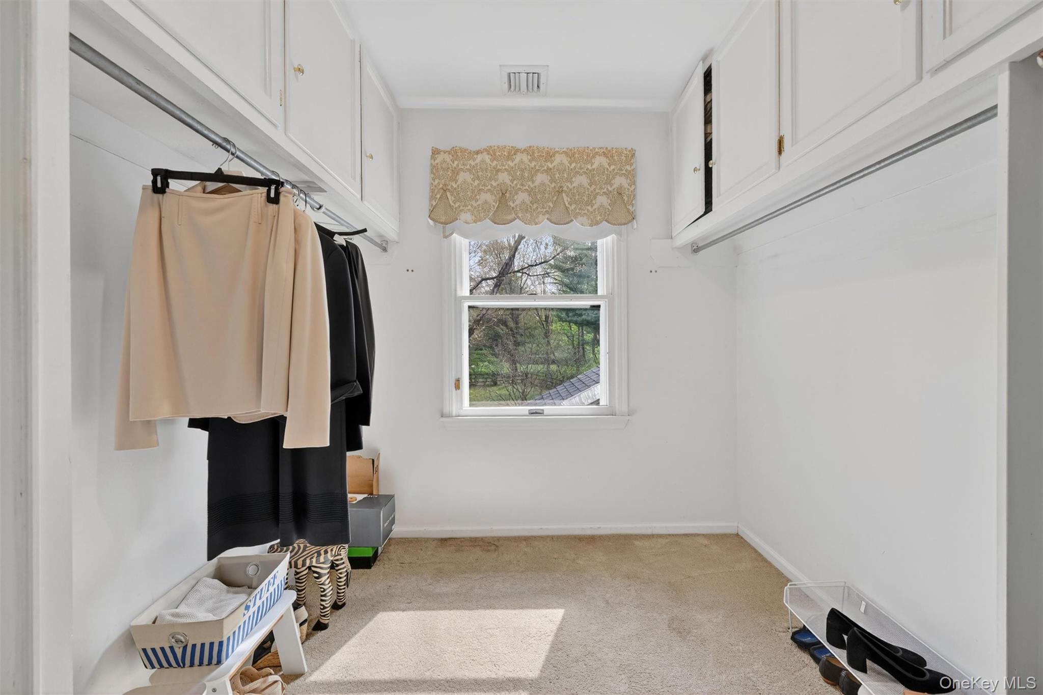 1 Vivian Place