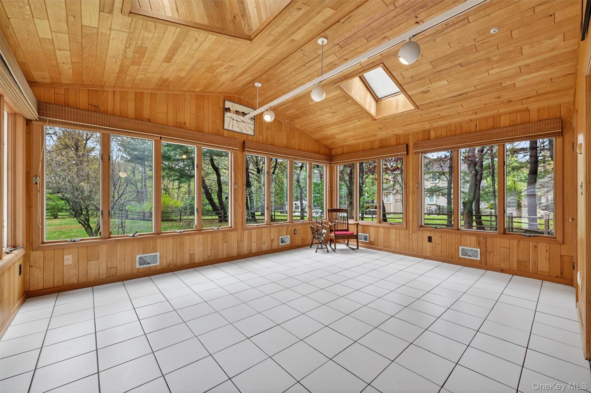 1 Vivian Place