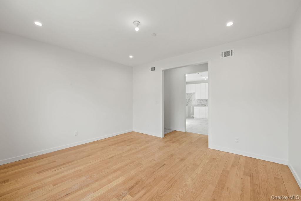 8 1st Street Unit: 111