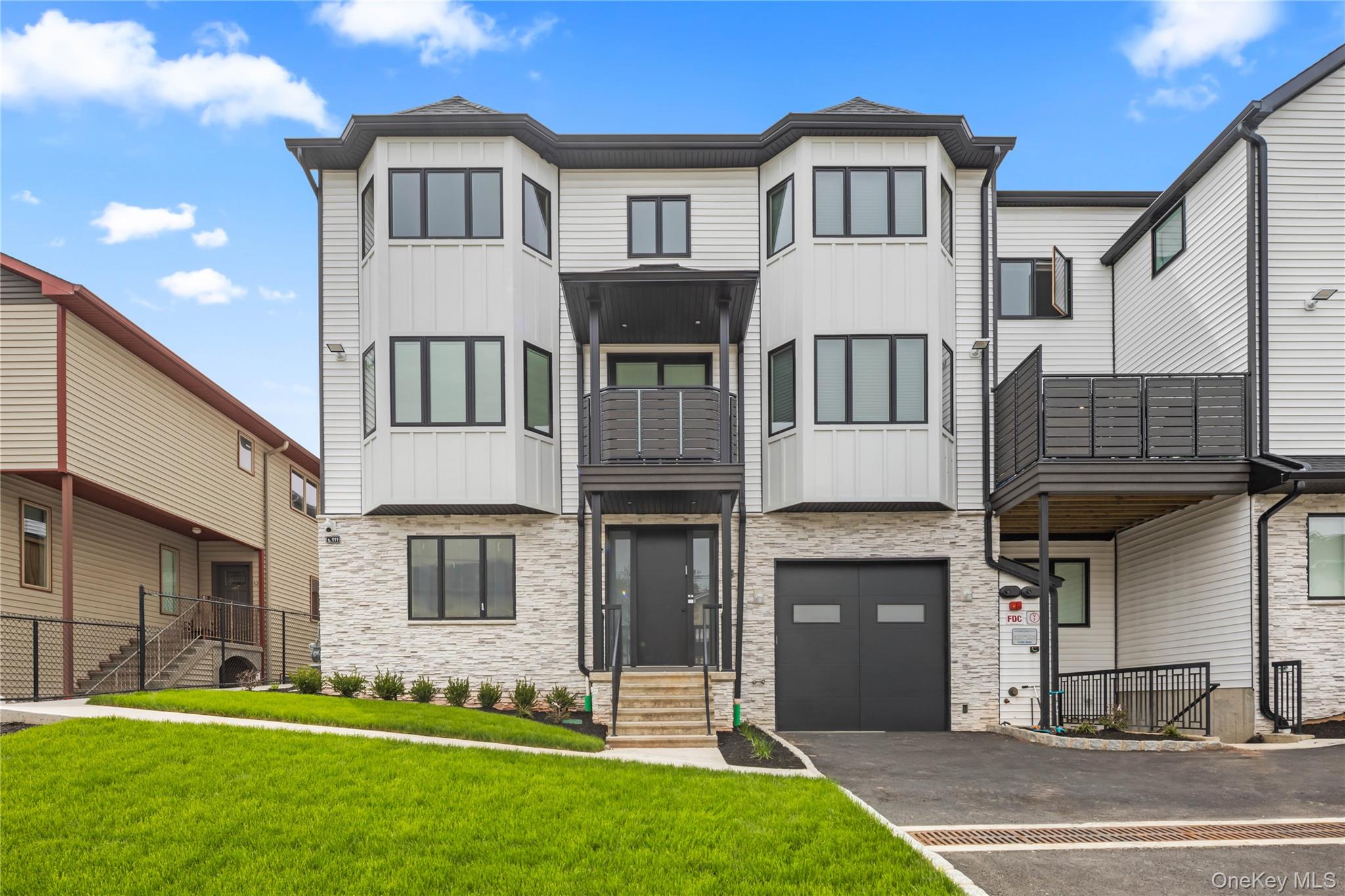 8 1st Street Unit: 111
