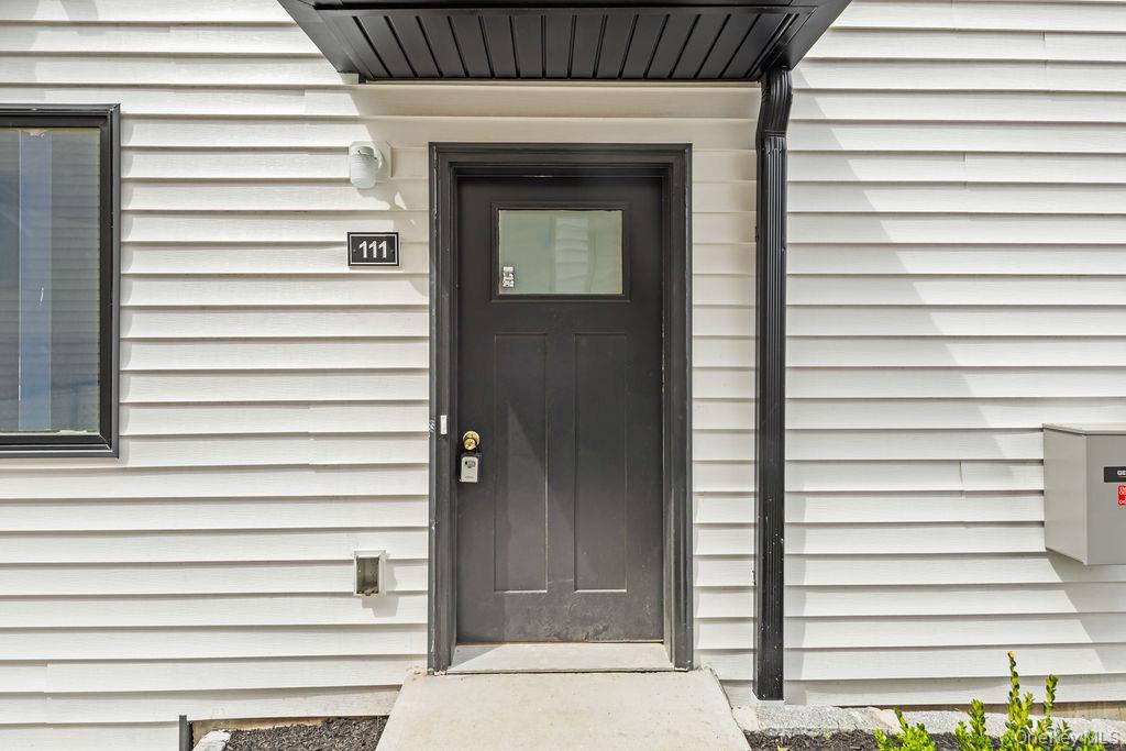 8 1st Street Unit: 111