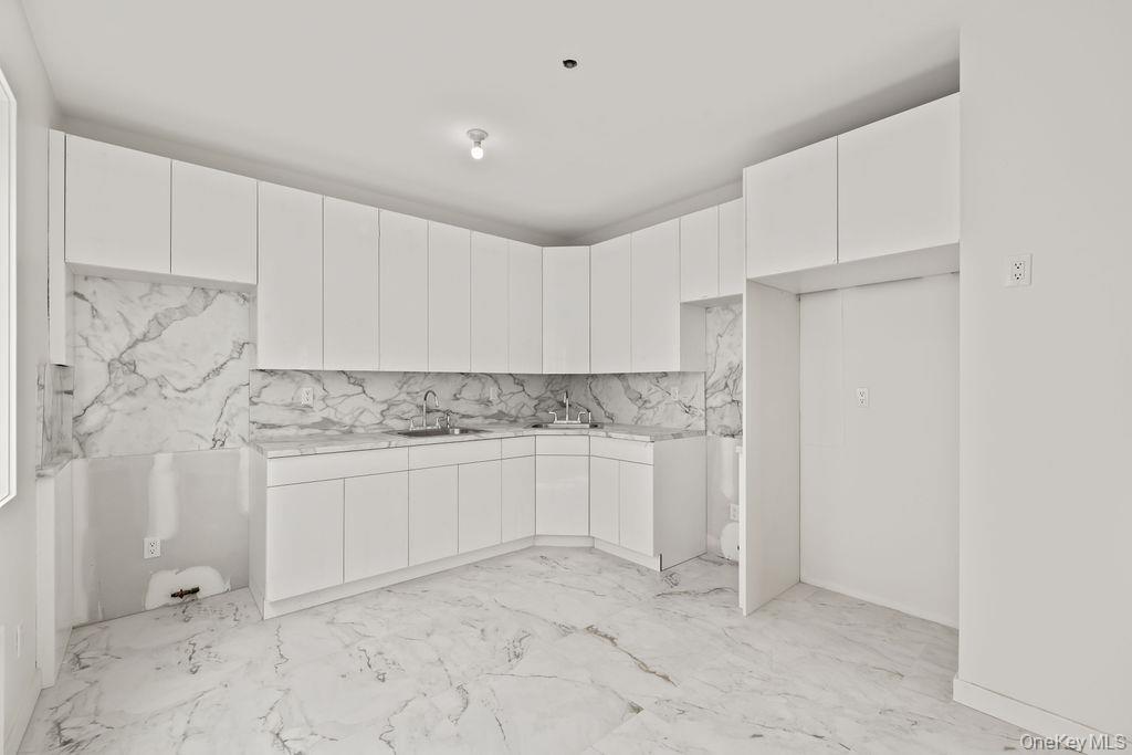 8 1st Street Unit: 111